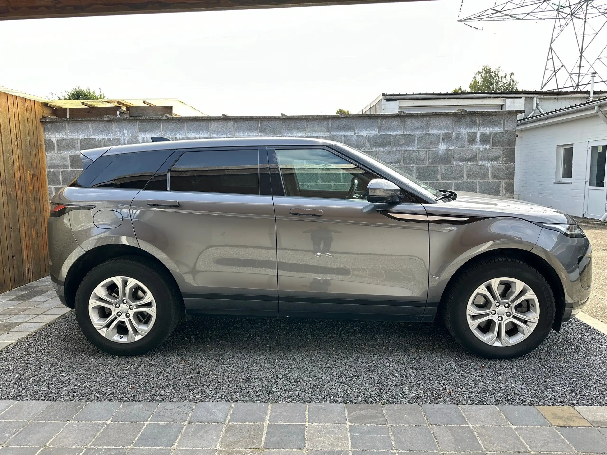 Land Rover - Range Rover Evoque