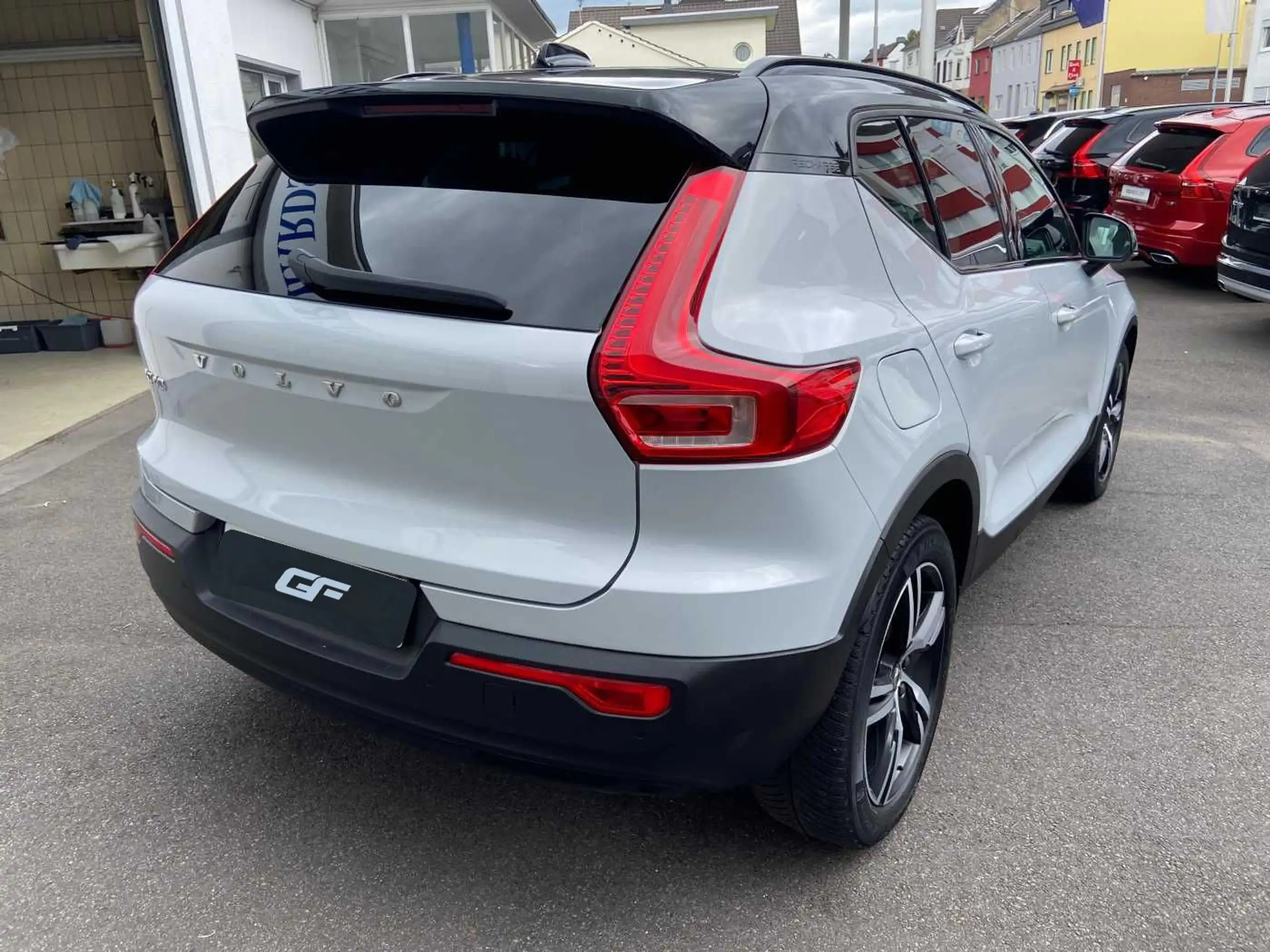 Volvo - XC40