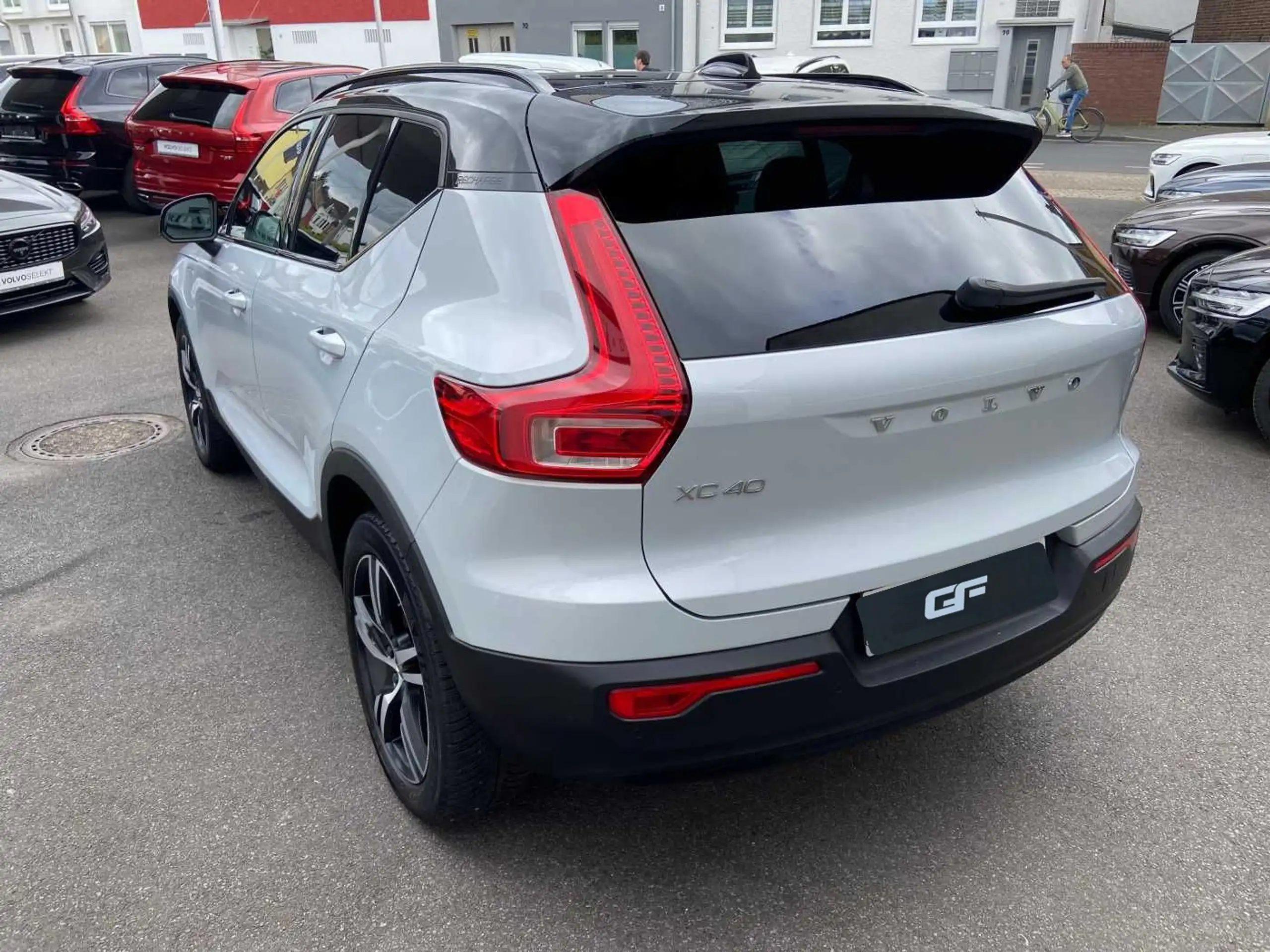 Volvo - XC40