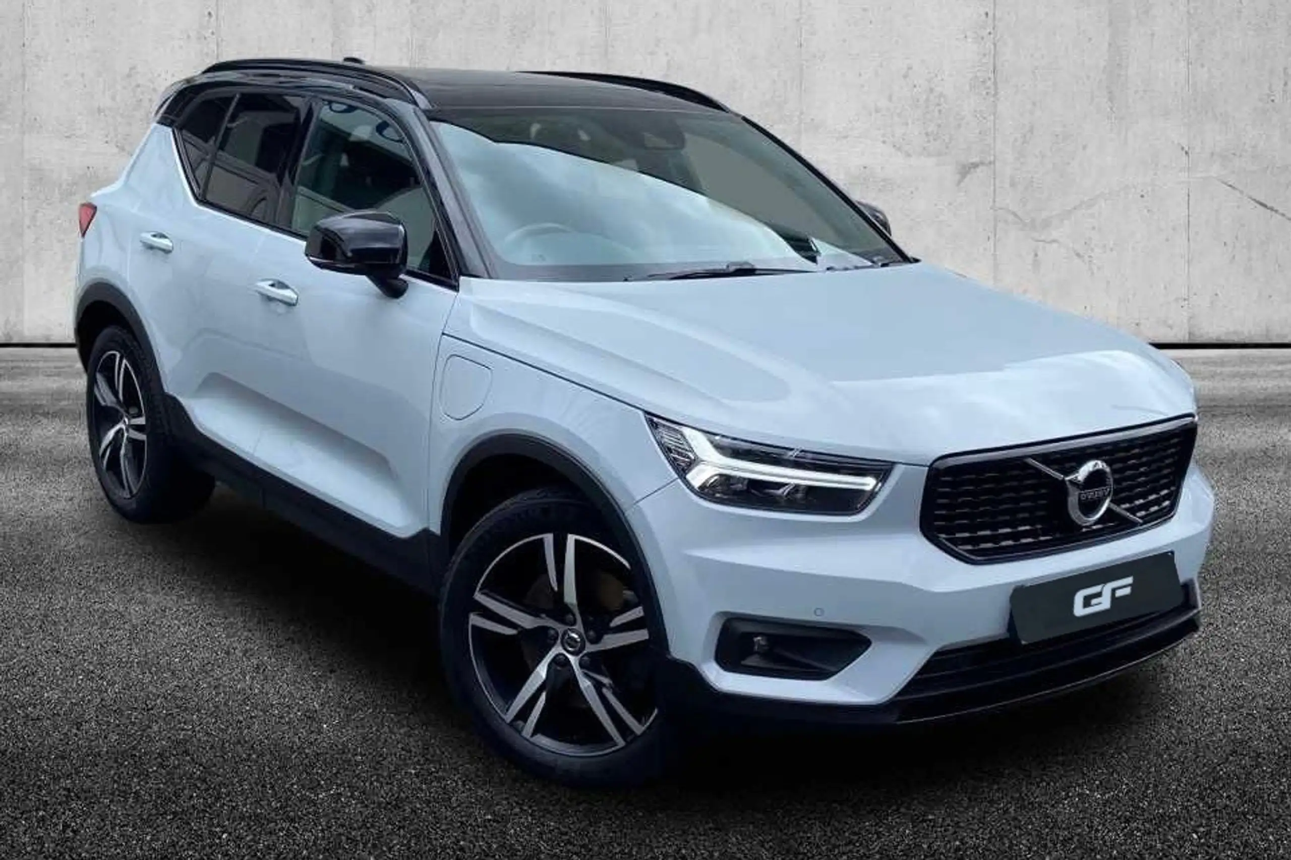 Volvo - XC40