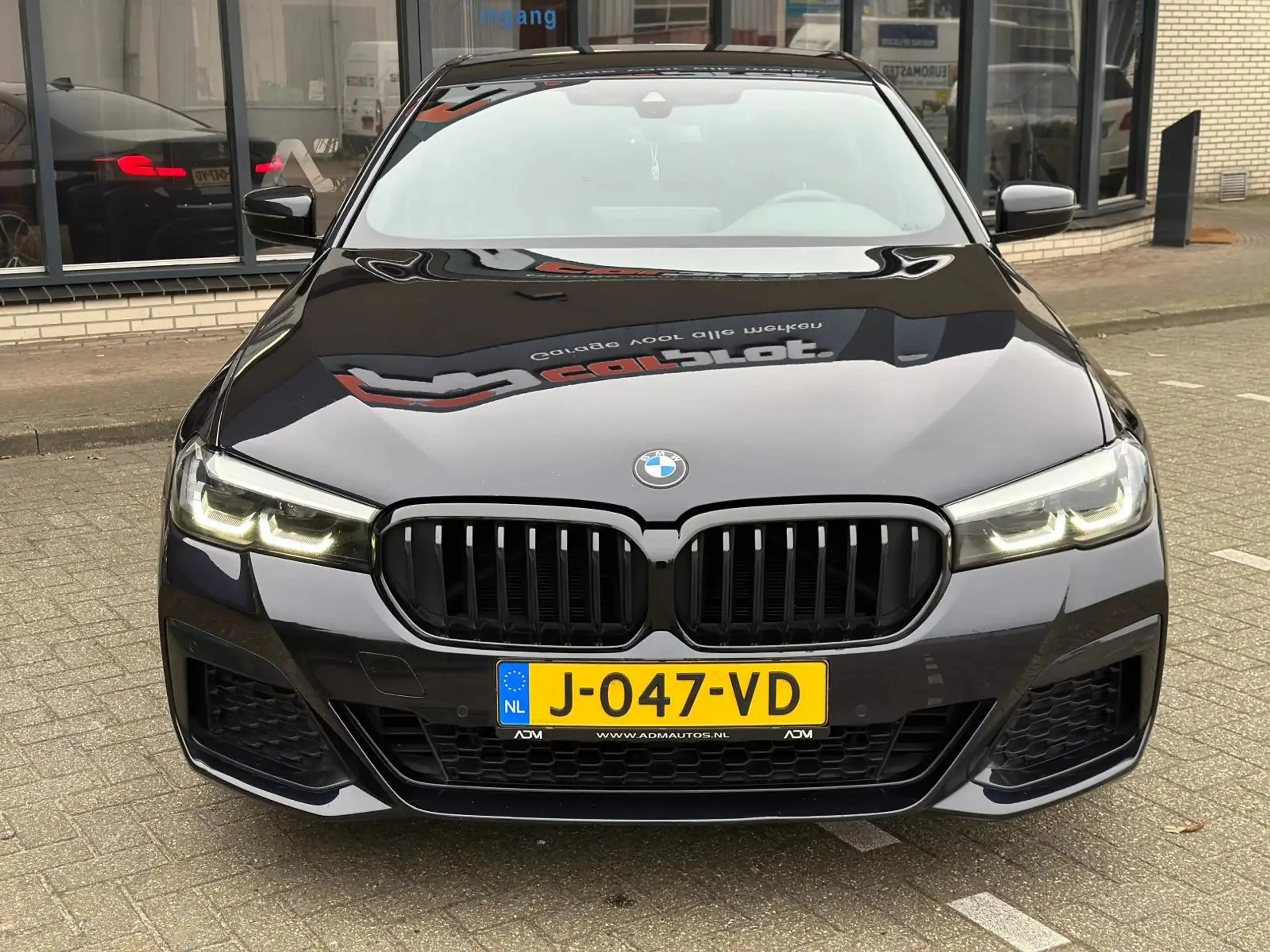 BMW - 520