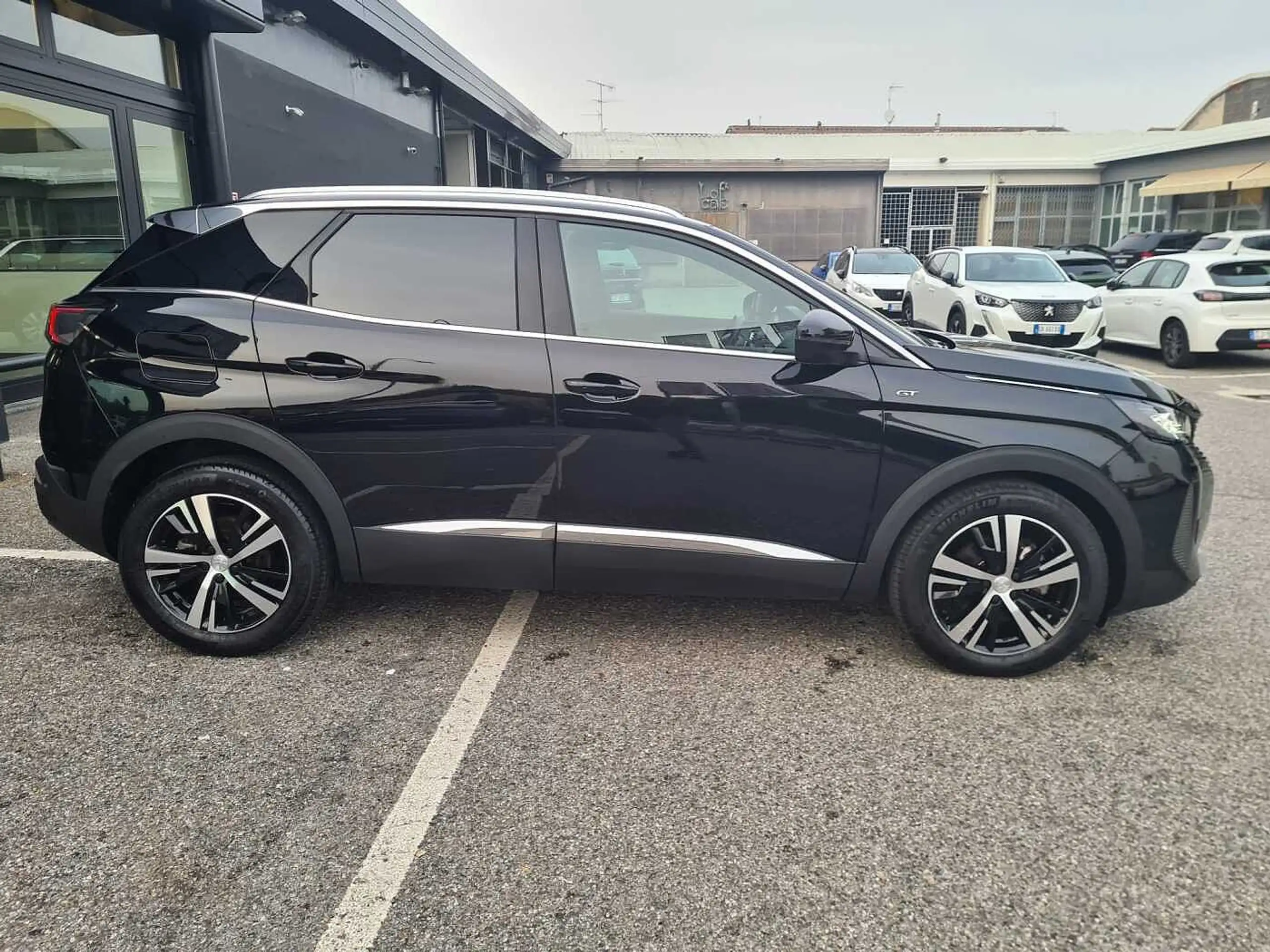 Peugeot - 3008