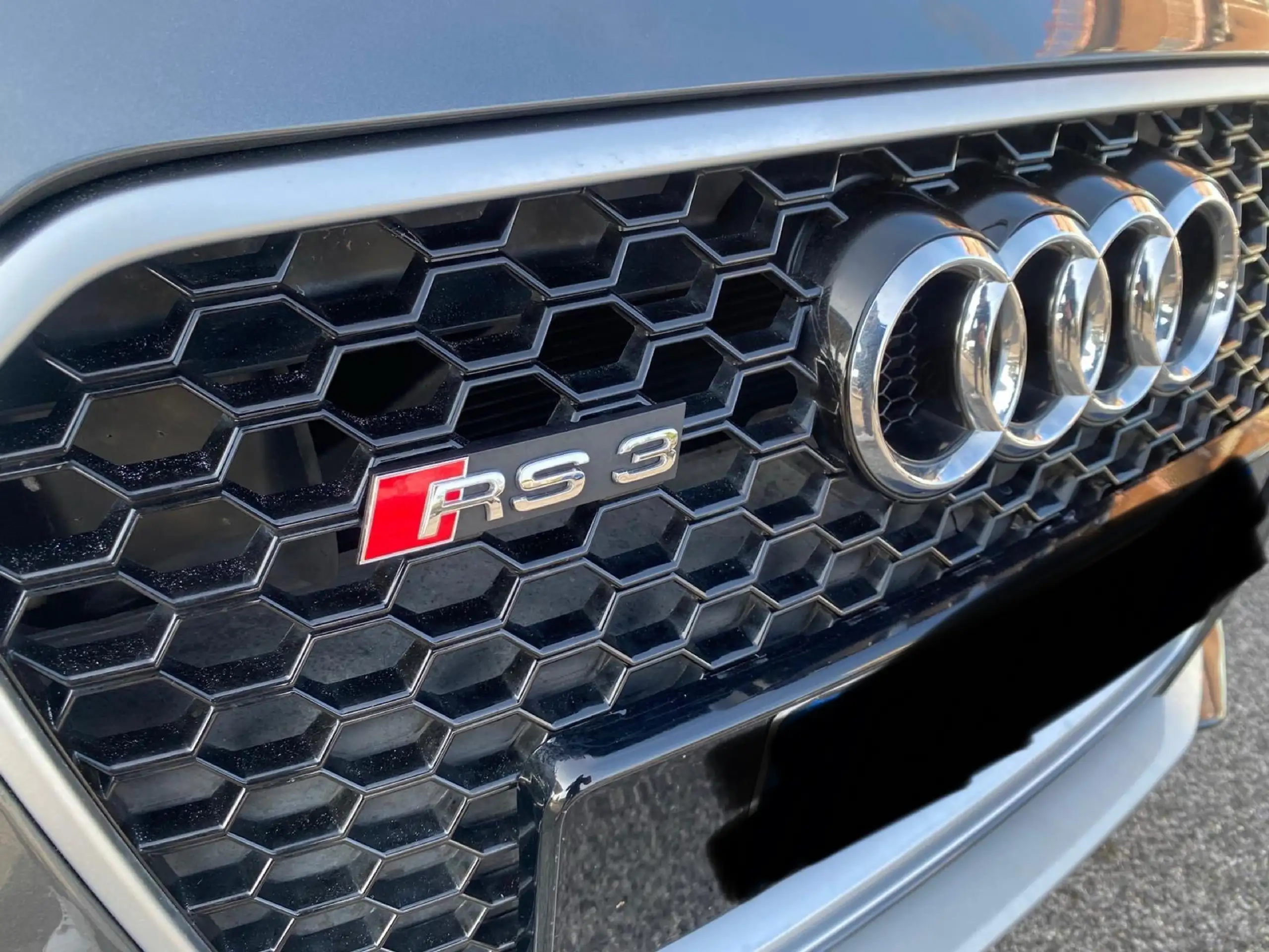 Audi - RS3