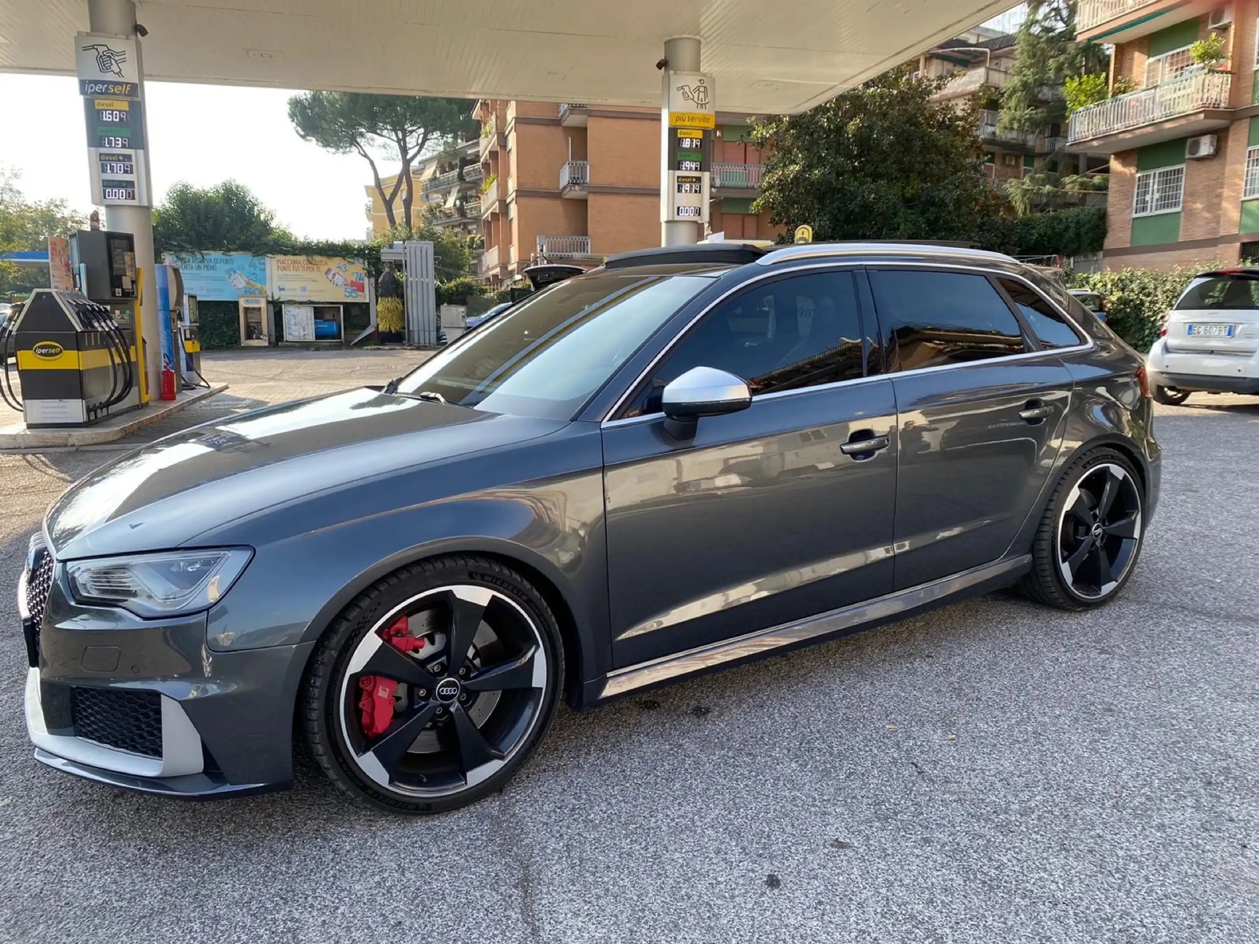 Audi - RS3