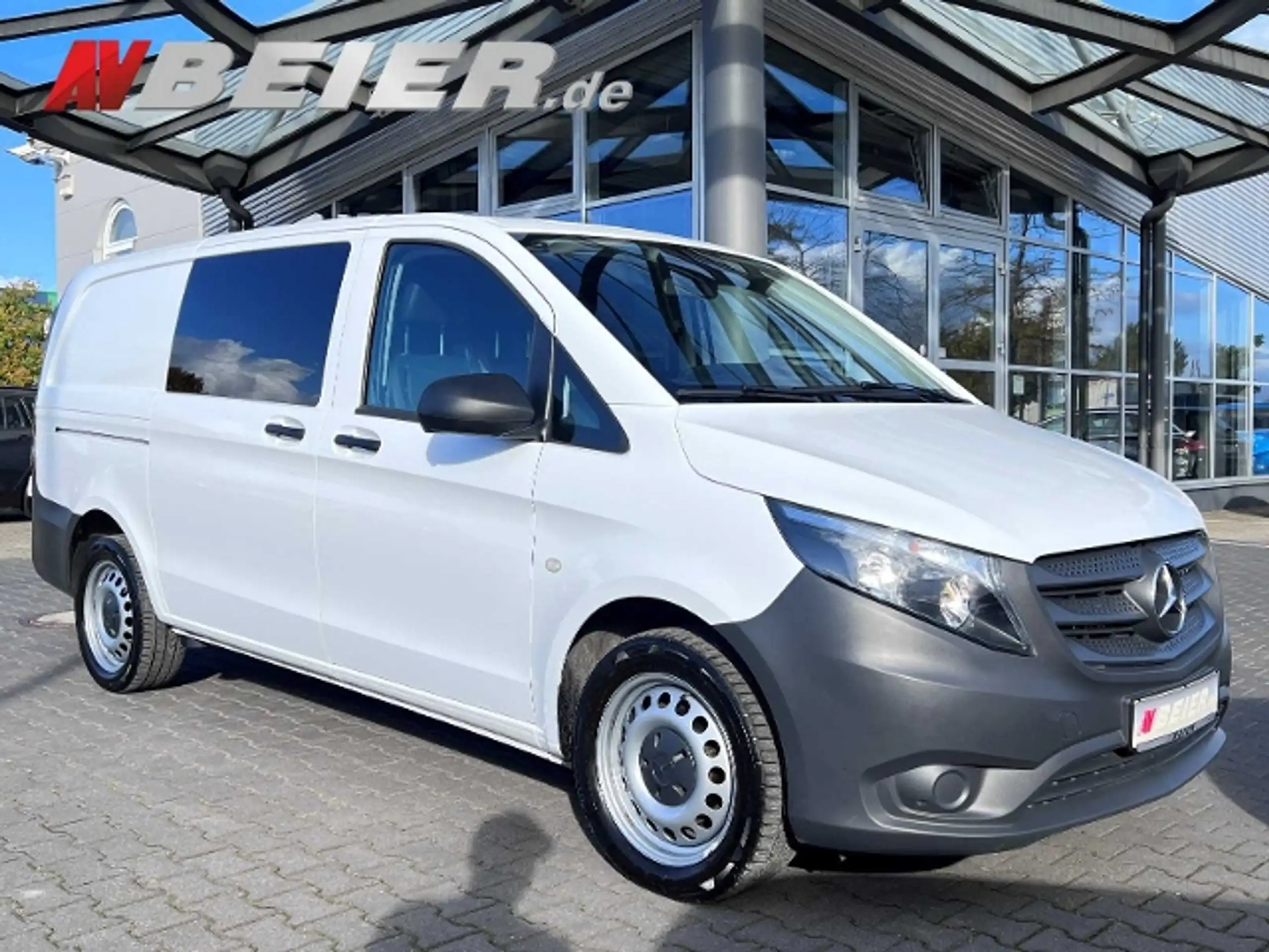 Mercedes-Benz - Vito