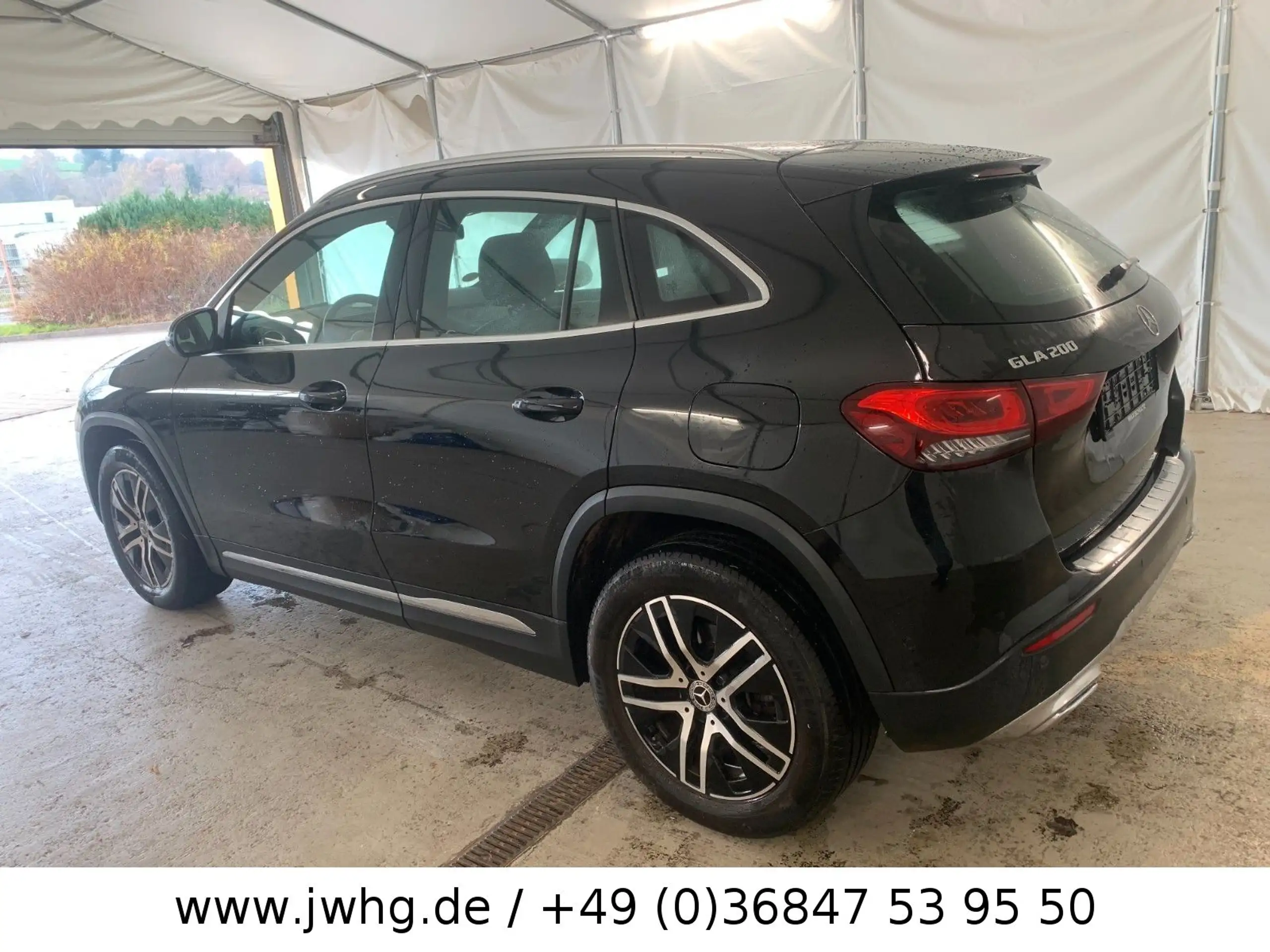 Mercedes-Benz - GLA 200