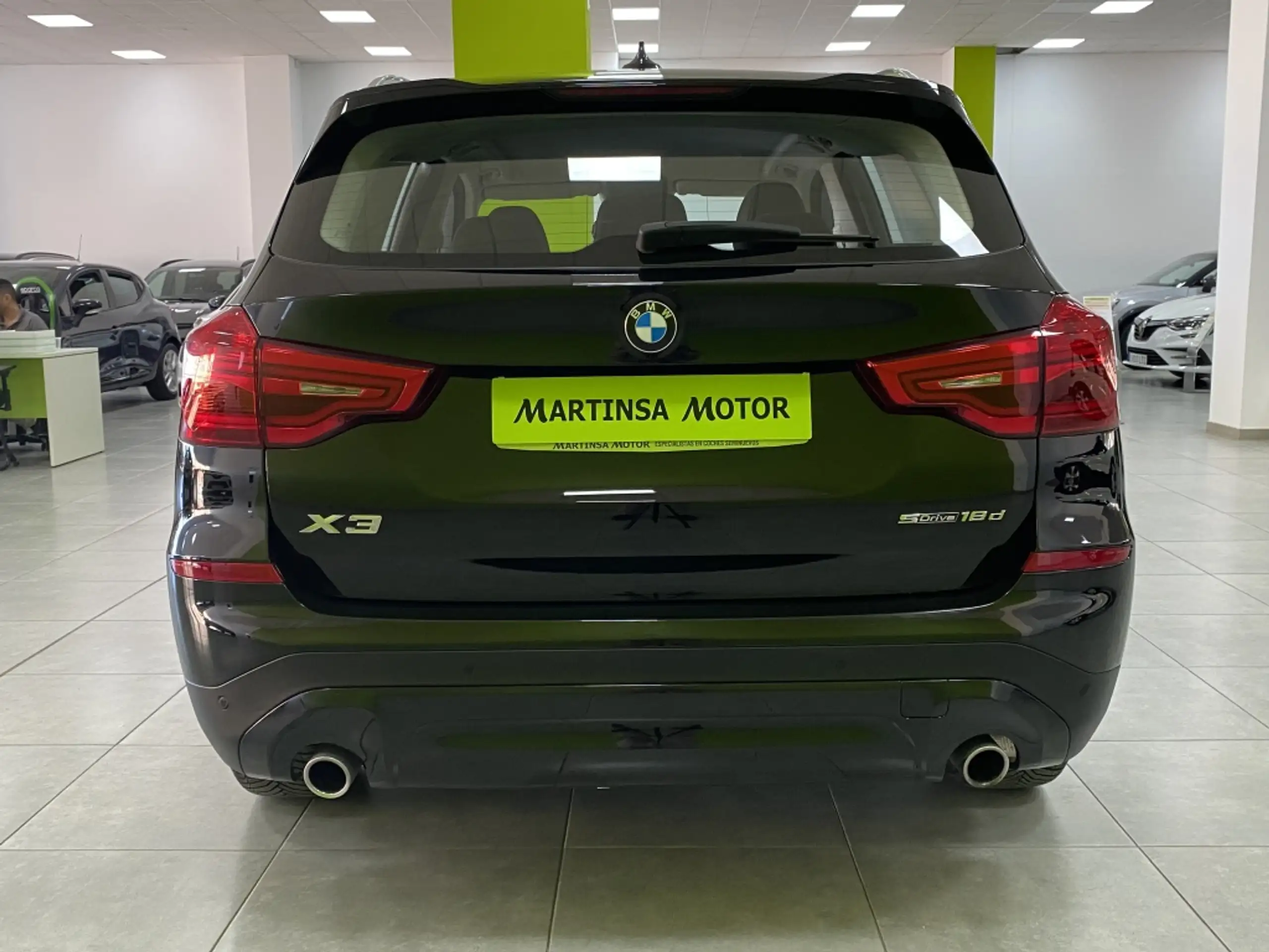 BMW - X3