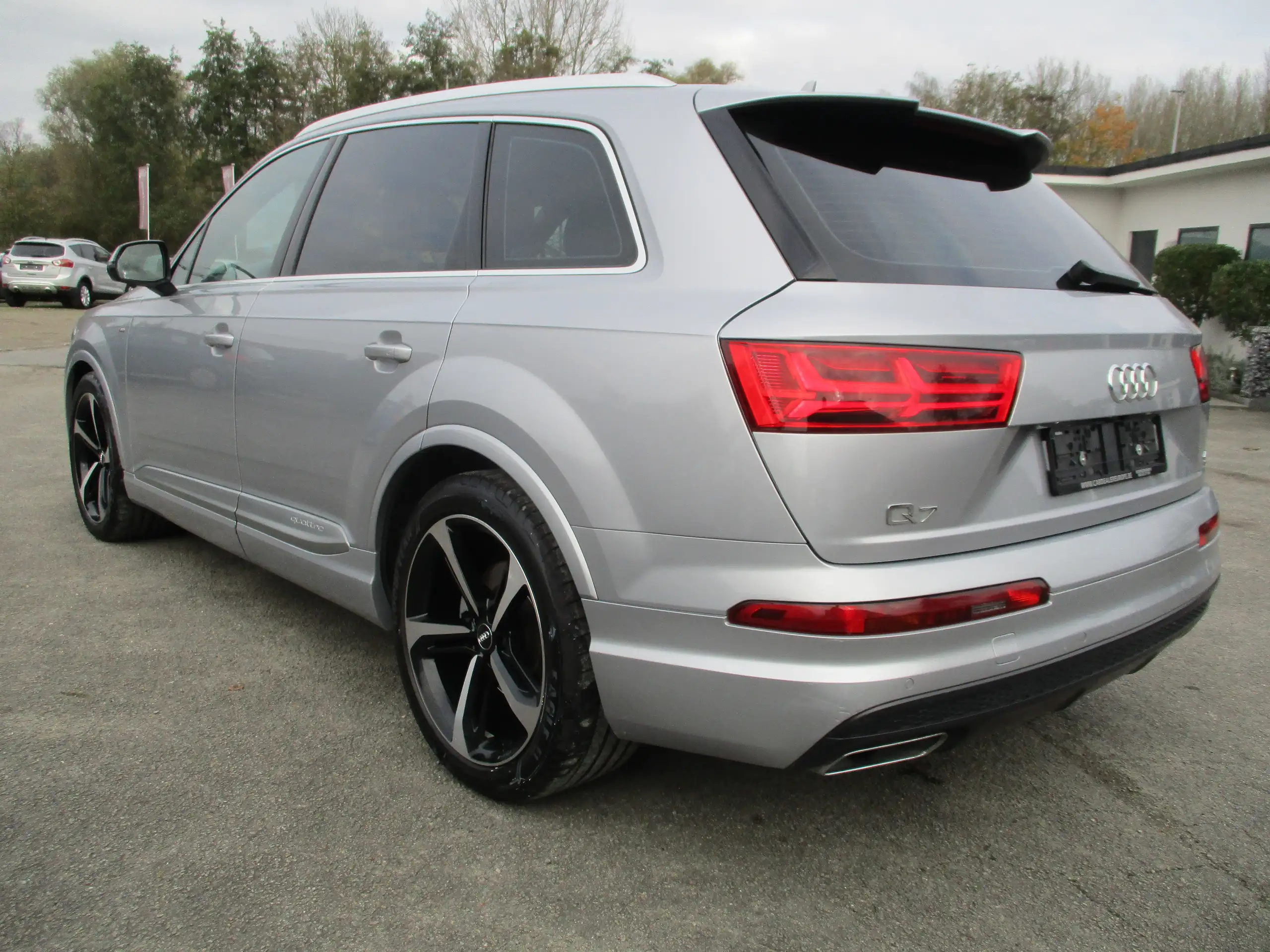 Audi - Q7