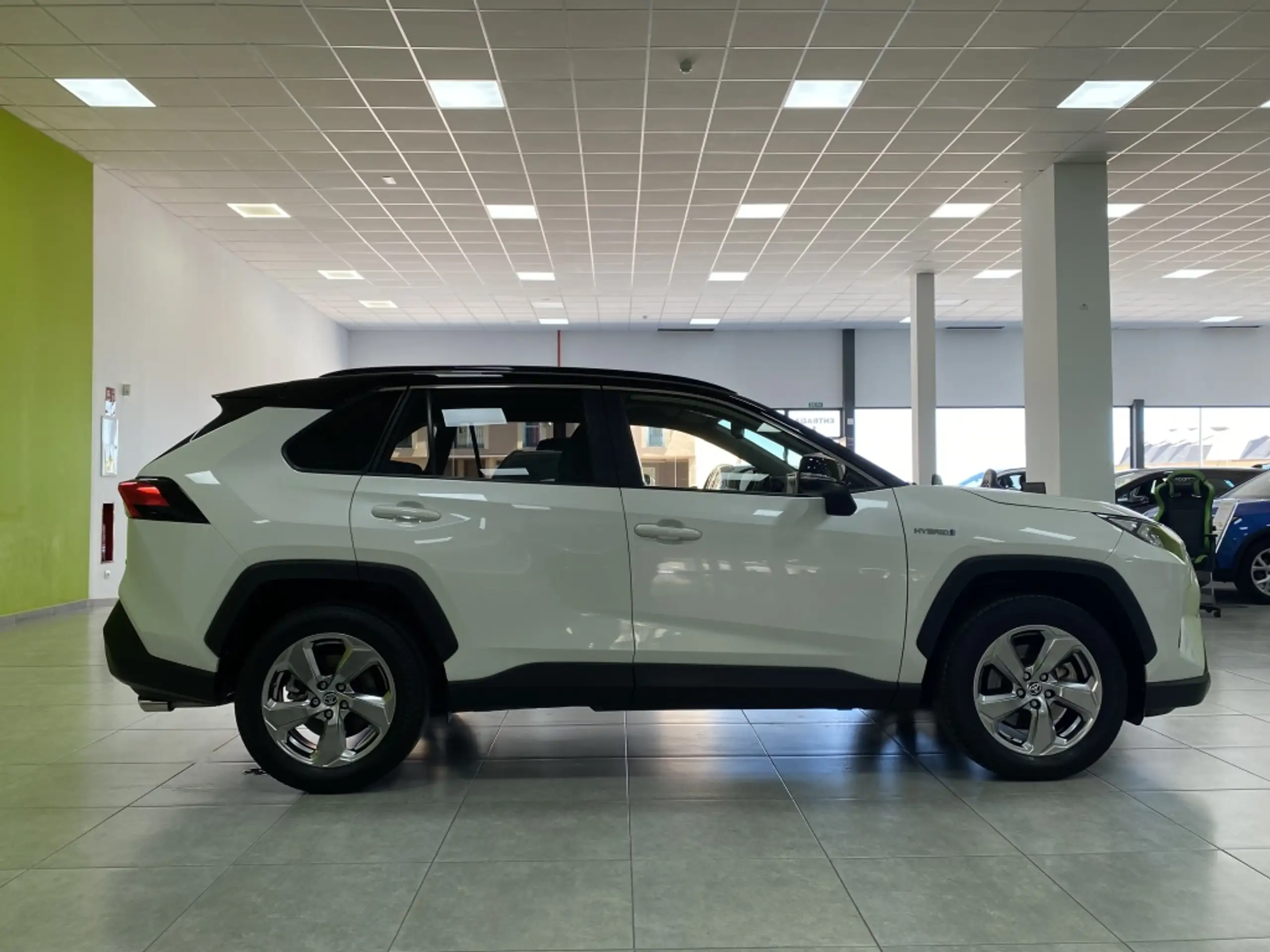 Toyota - RAV 4