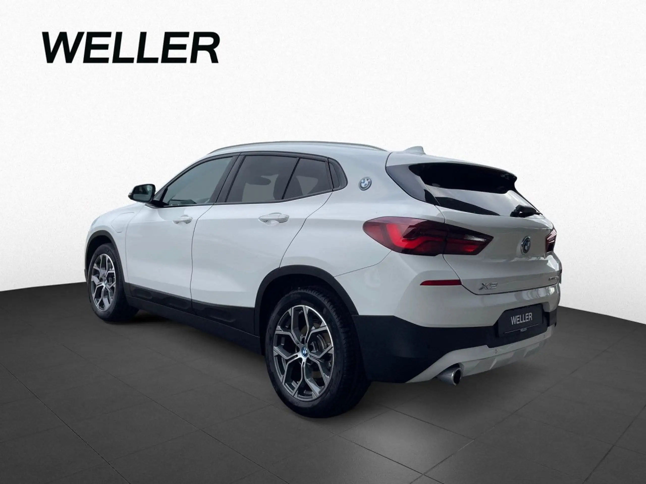 BMW - X2