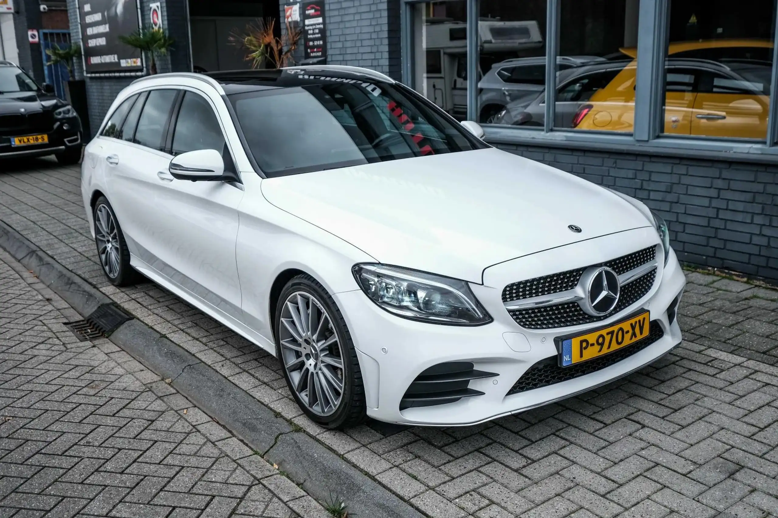 Mercedes-Benz - C 300