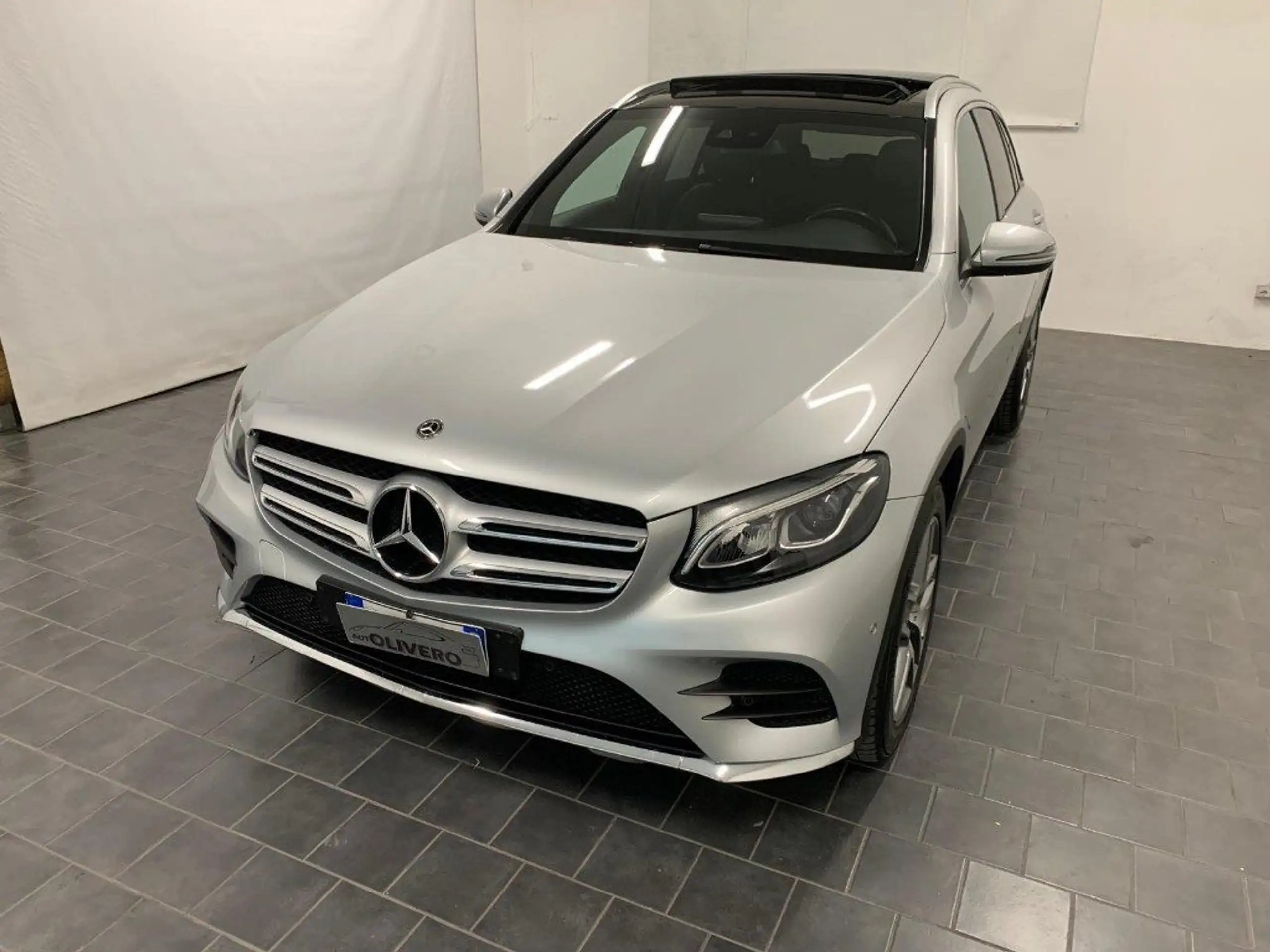 Mercedes-Benz - GLC 250