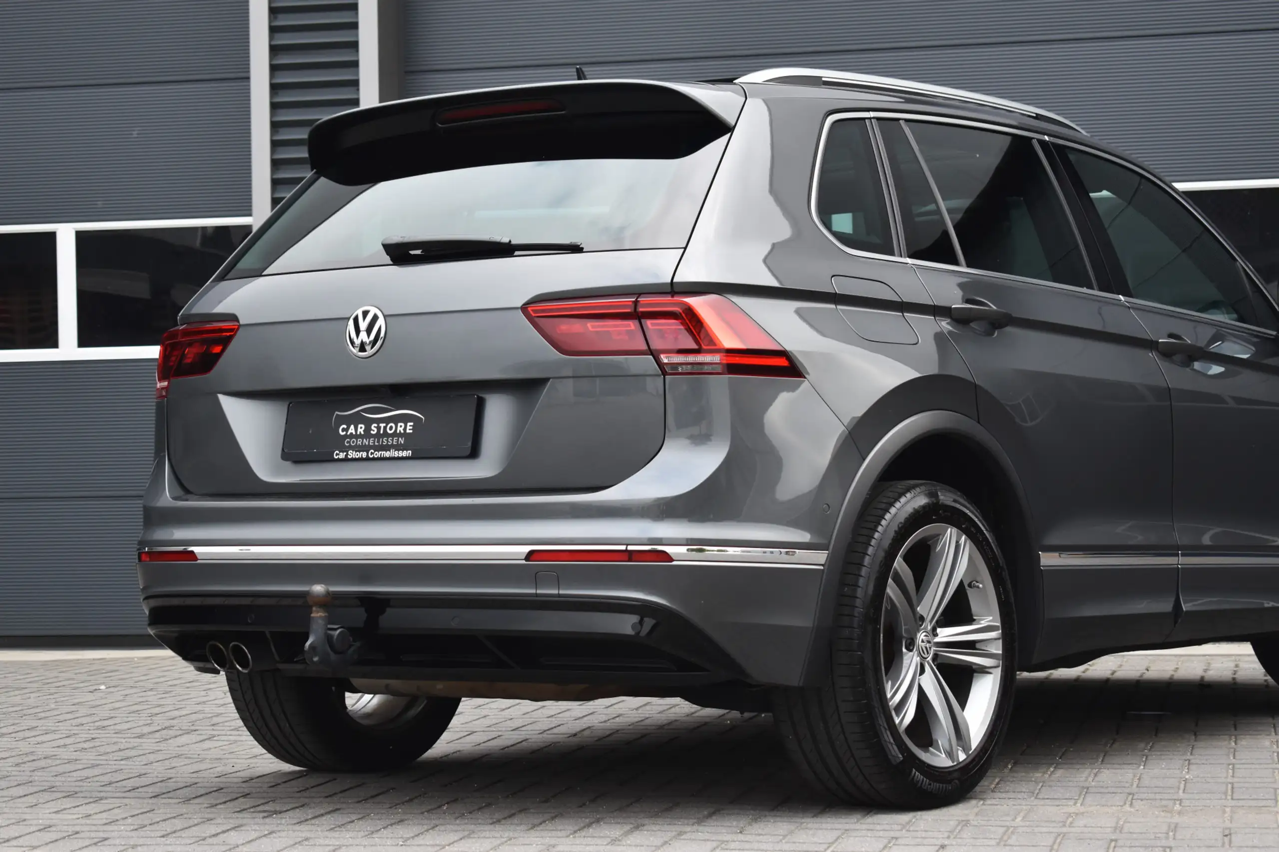 Volkswagen - Tiguan