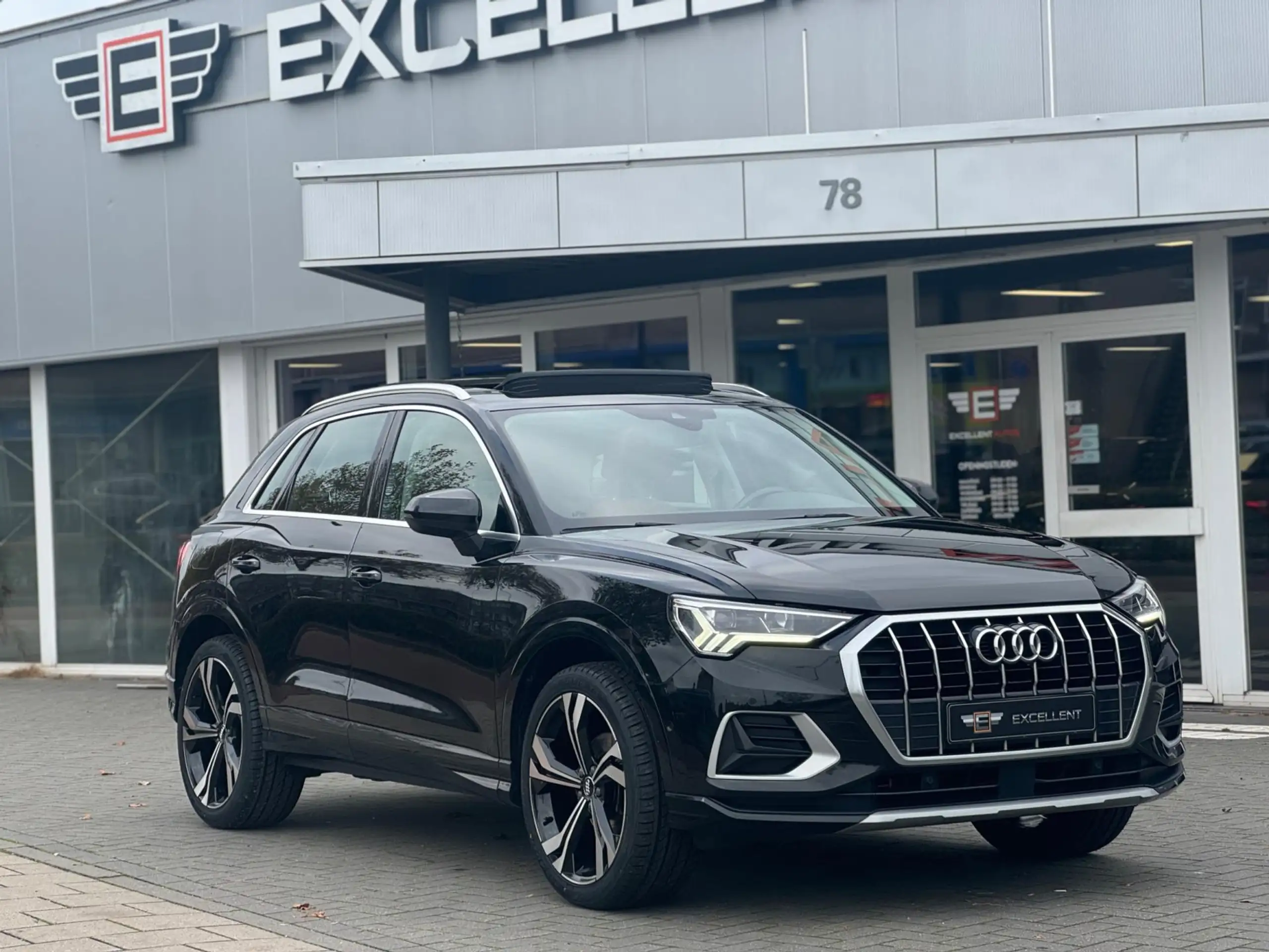 Audi - Q3