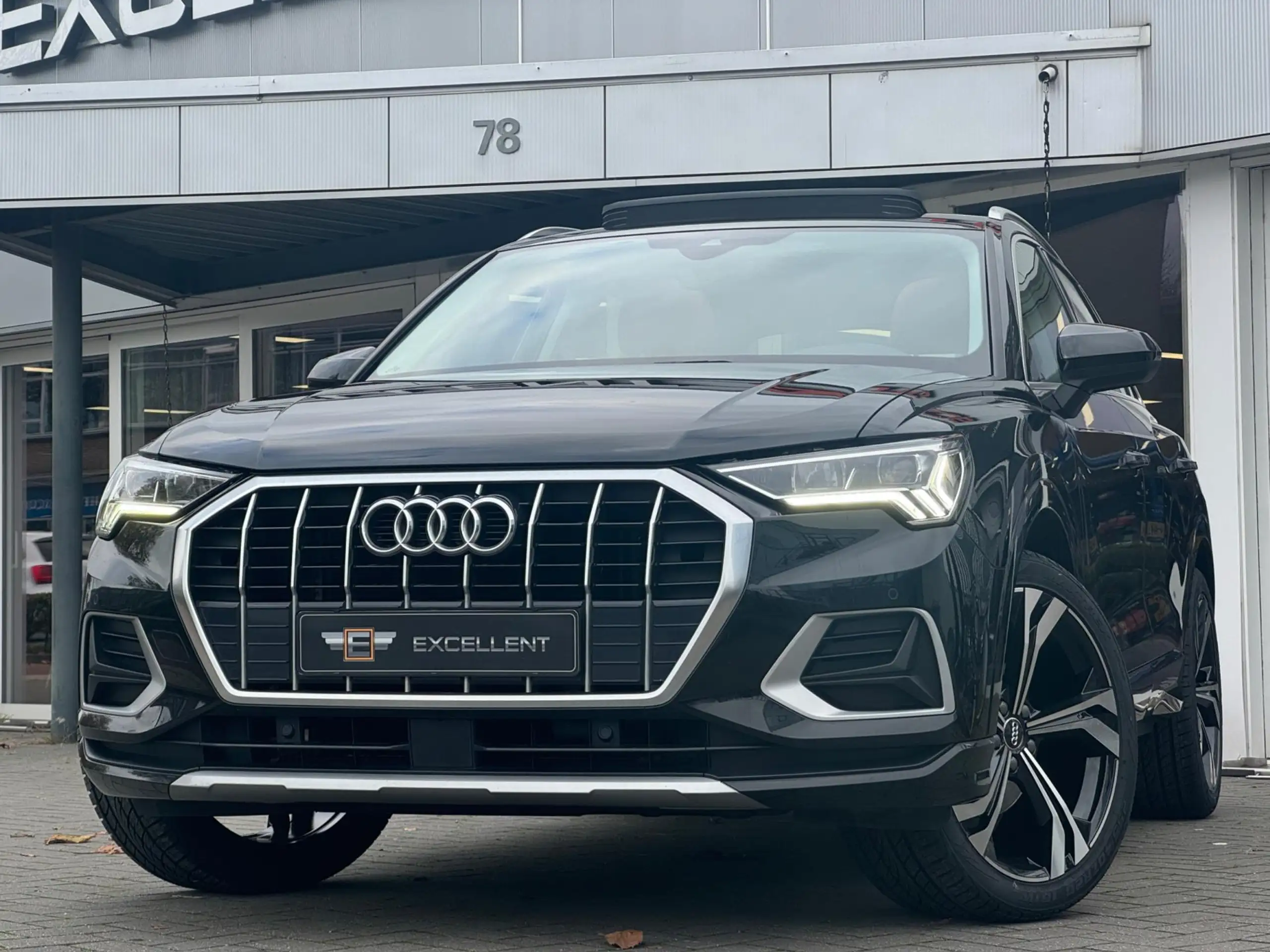 Audi - Q3