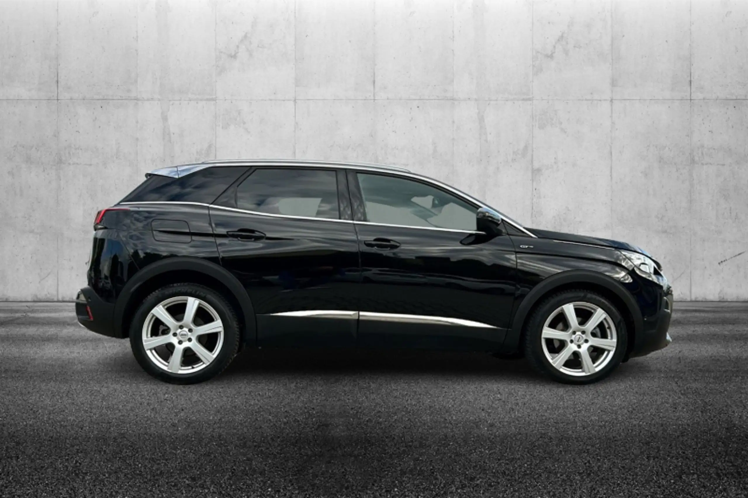 Peugeot - 3008