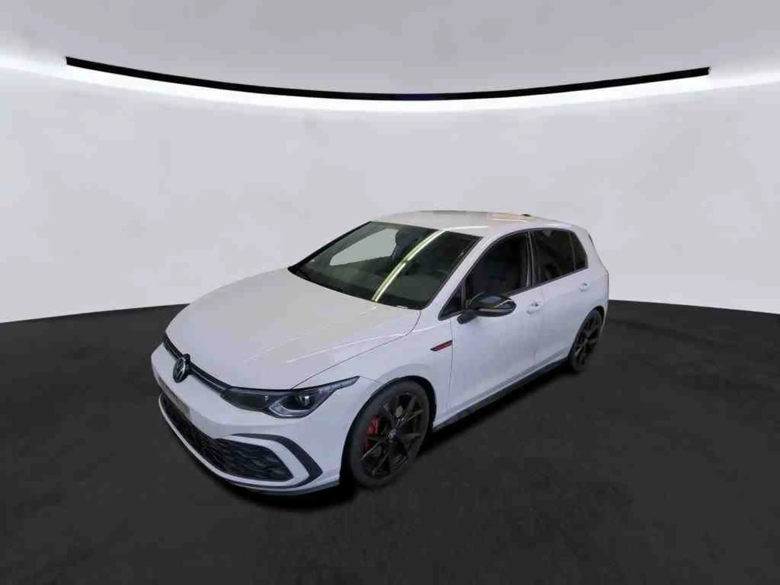 Volkswagen - Golf GTI