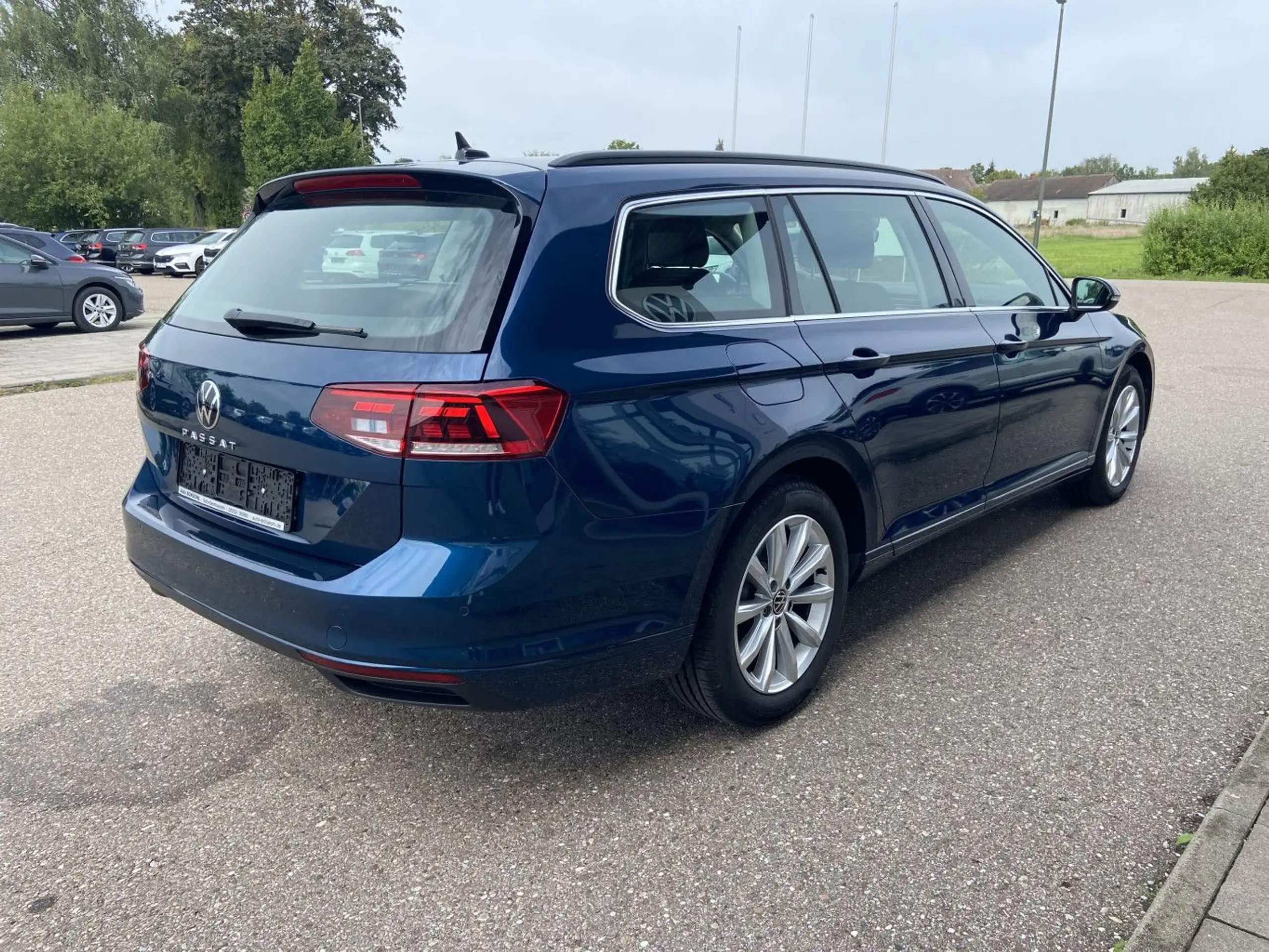 Volkswagen - Passat Variant