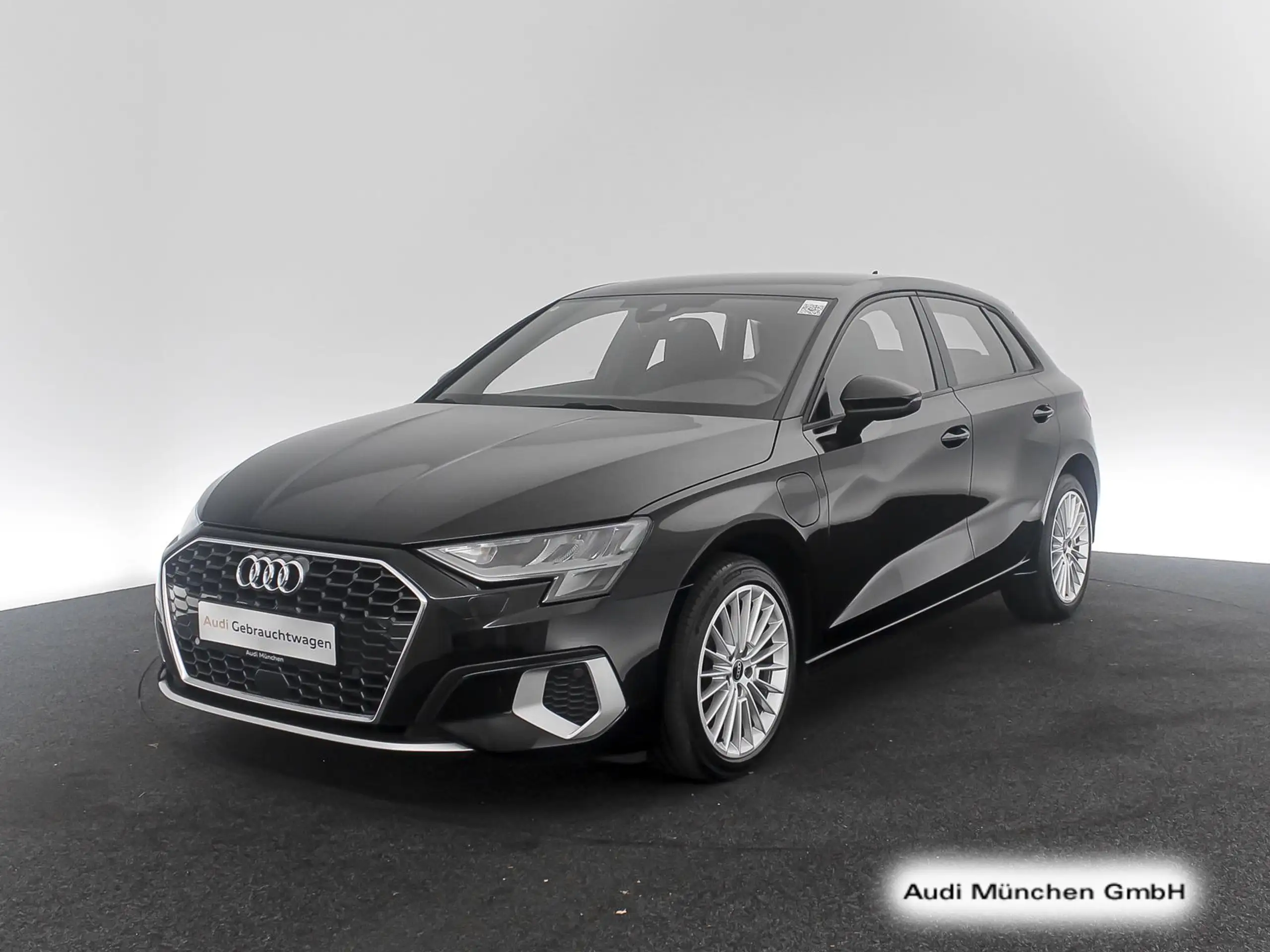 Audi - A3