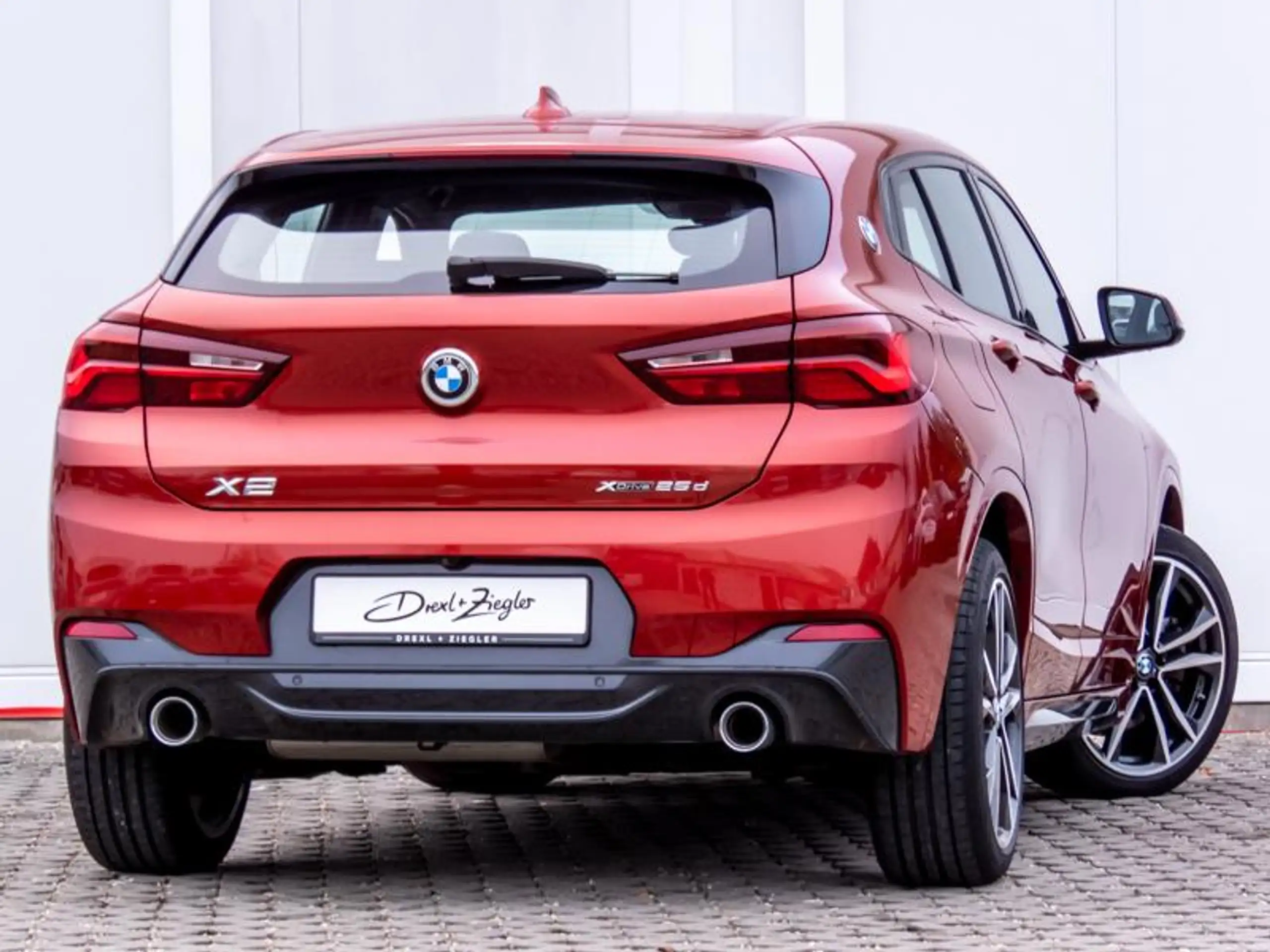 BMW - X2