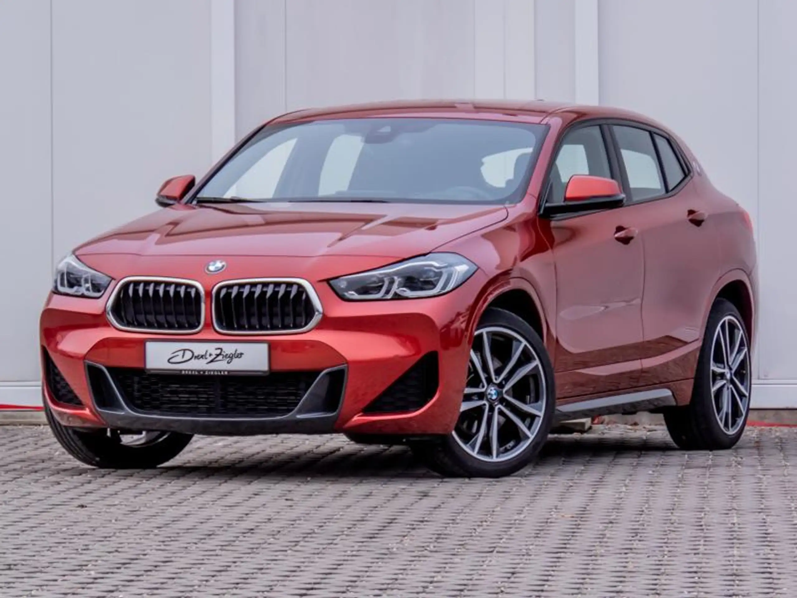 BMW - X2