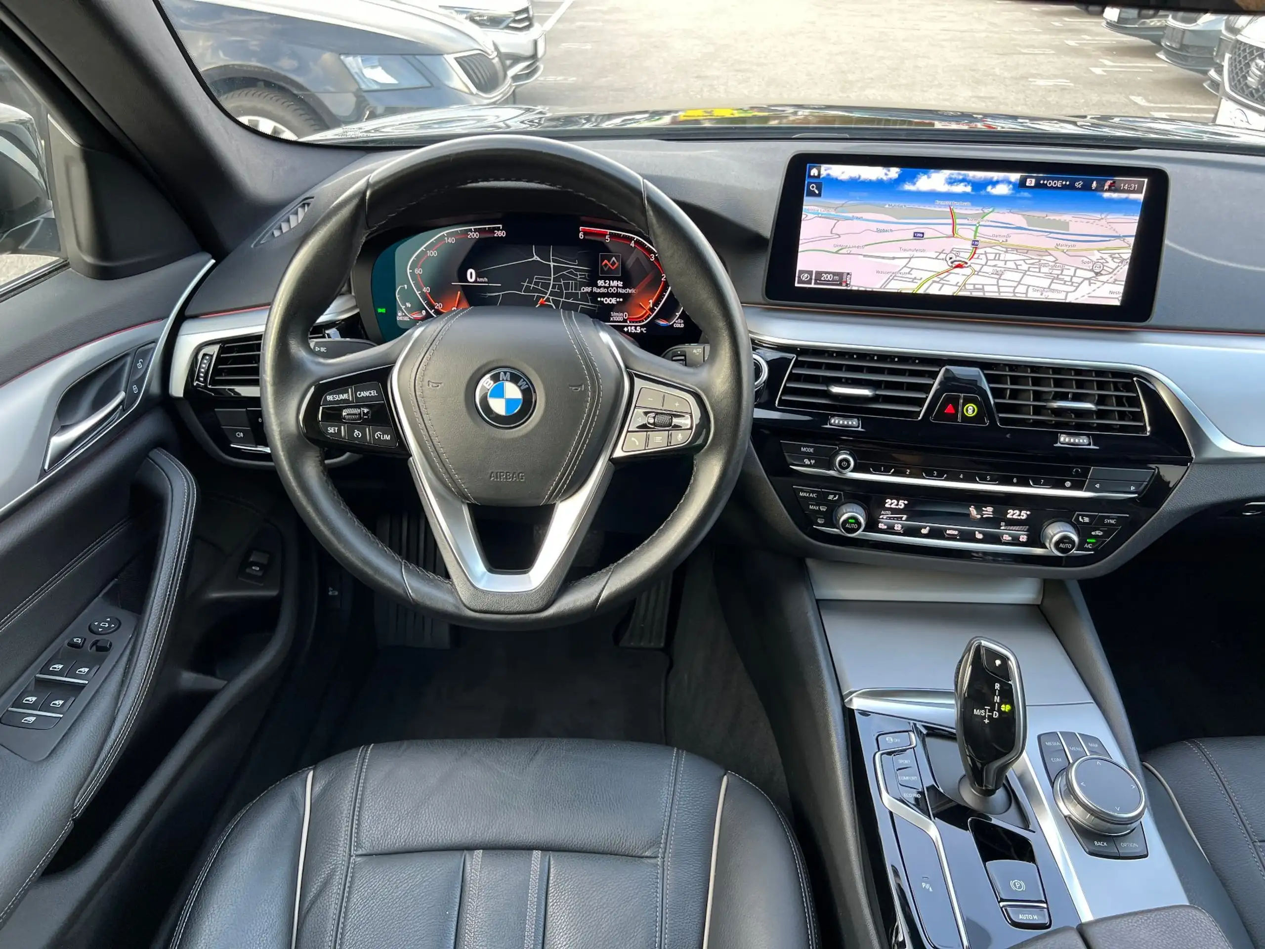 BMW - 520