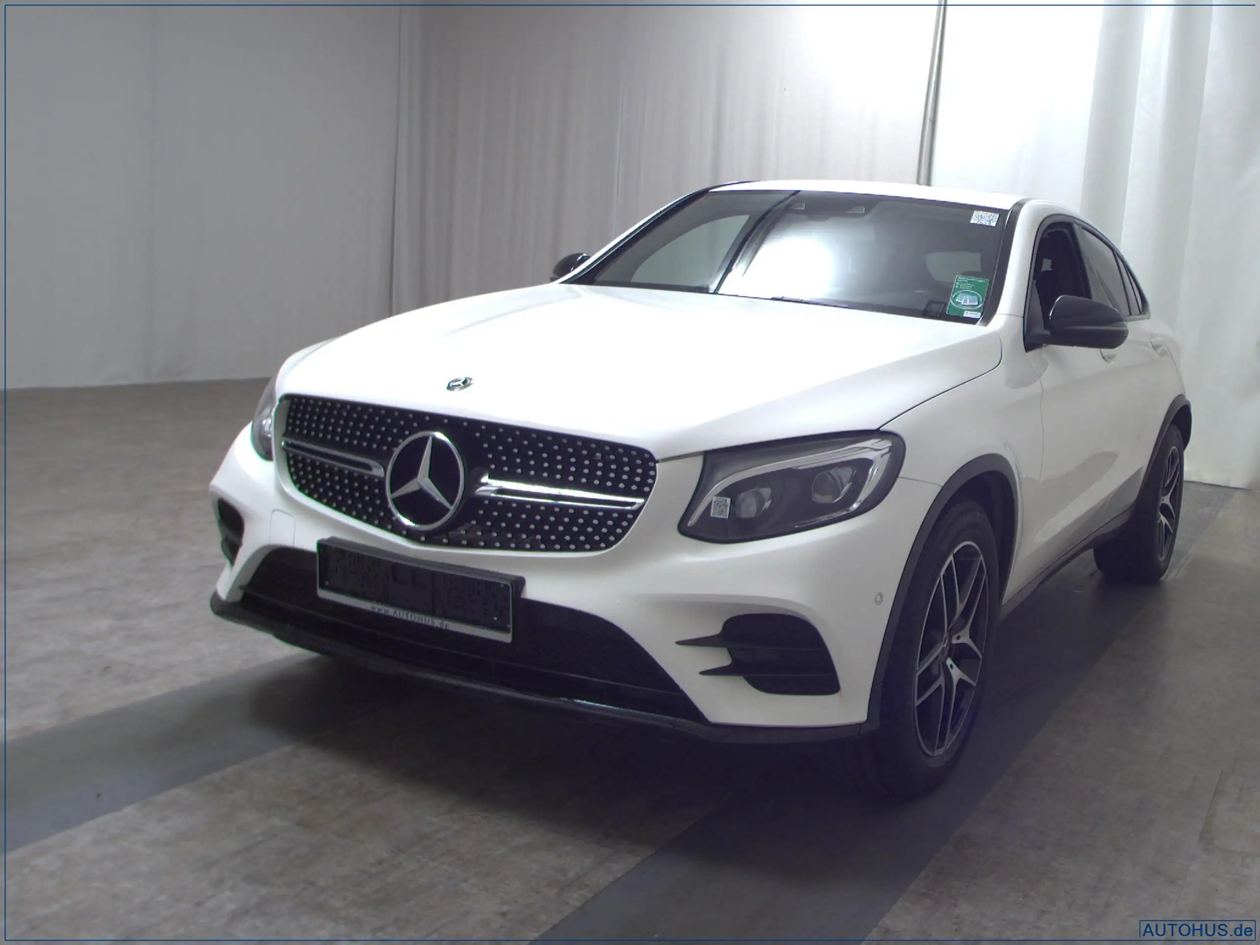 Mercedes-Benz - GLC 300