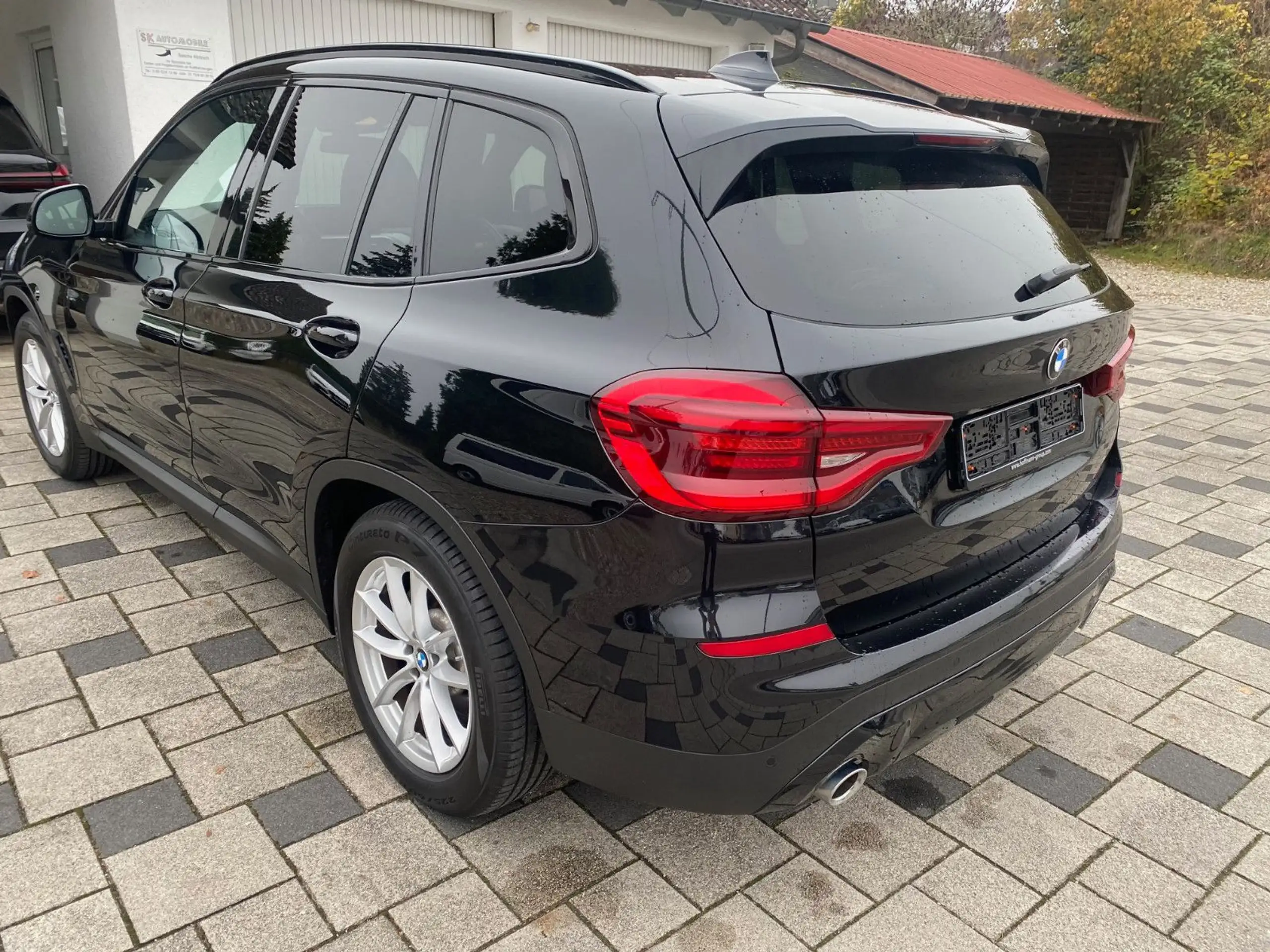 BMW - X3