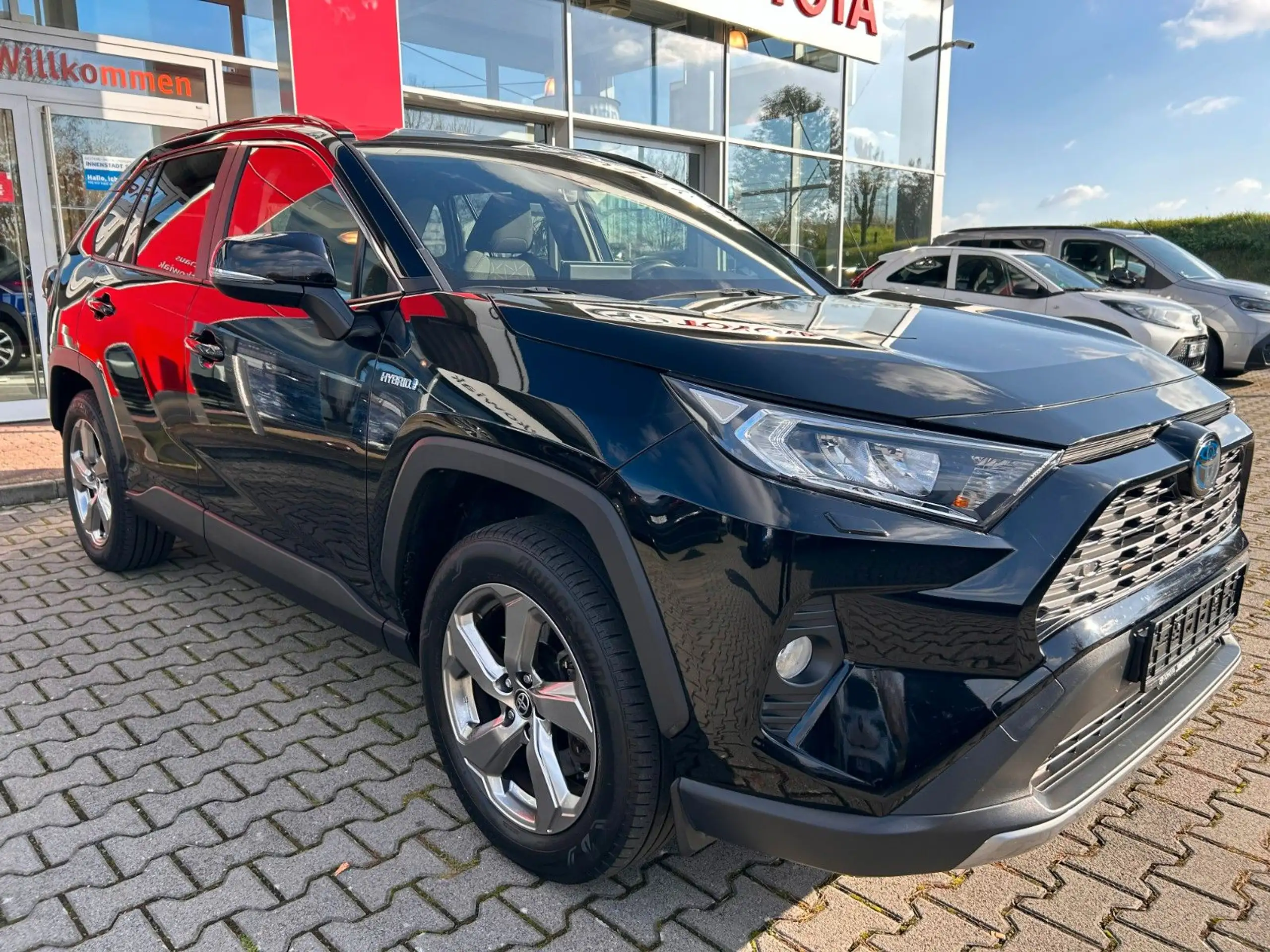 Toyota - RAV 4