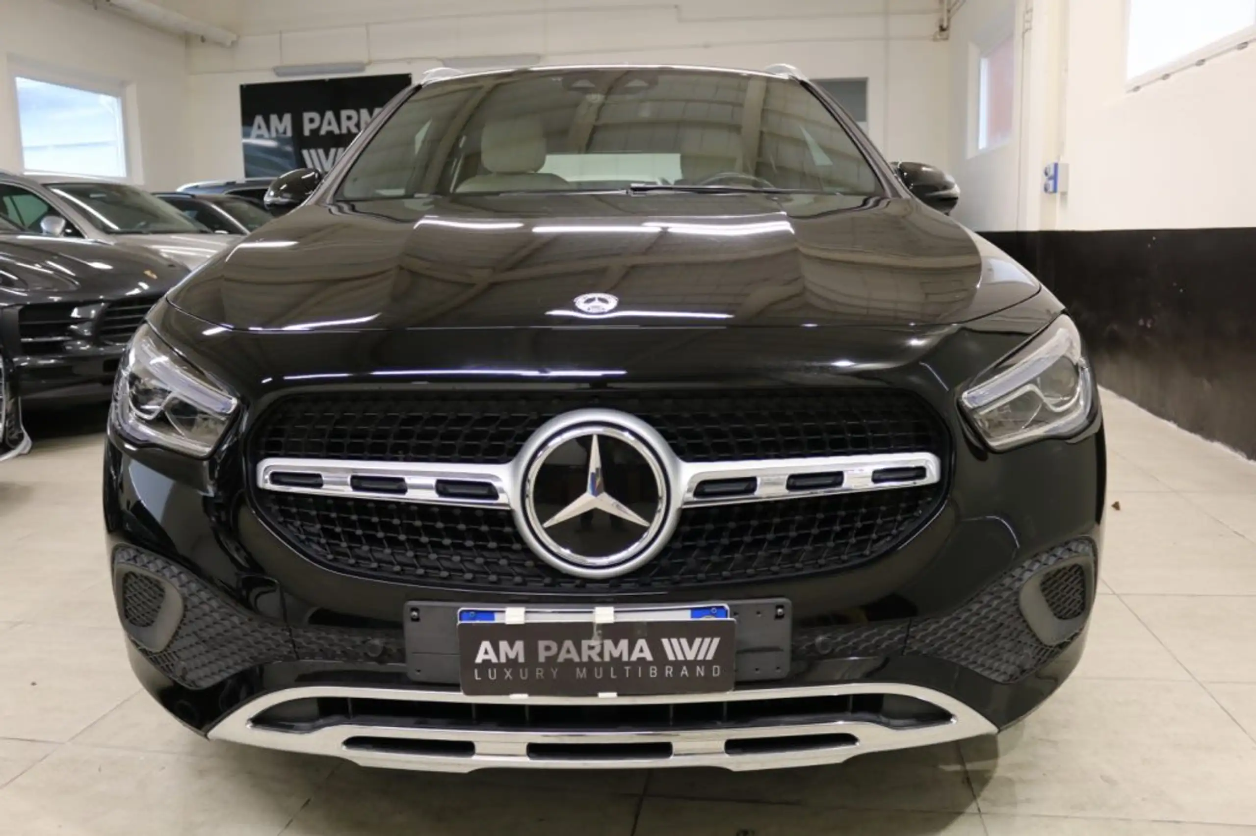 Mercedes-Benz - GLA 250