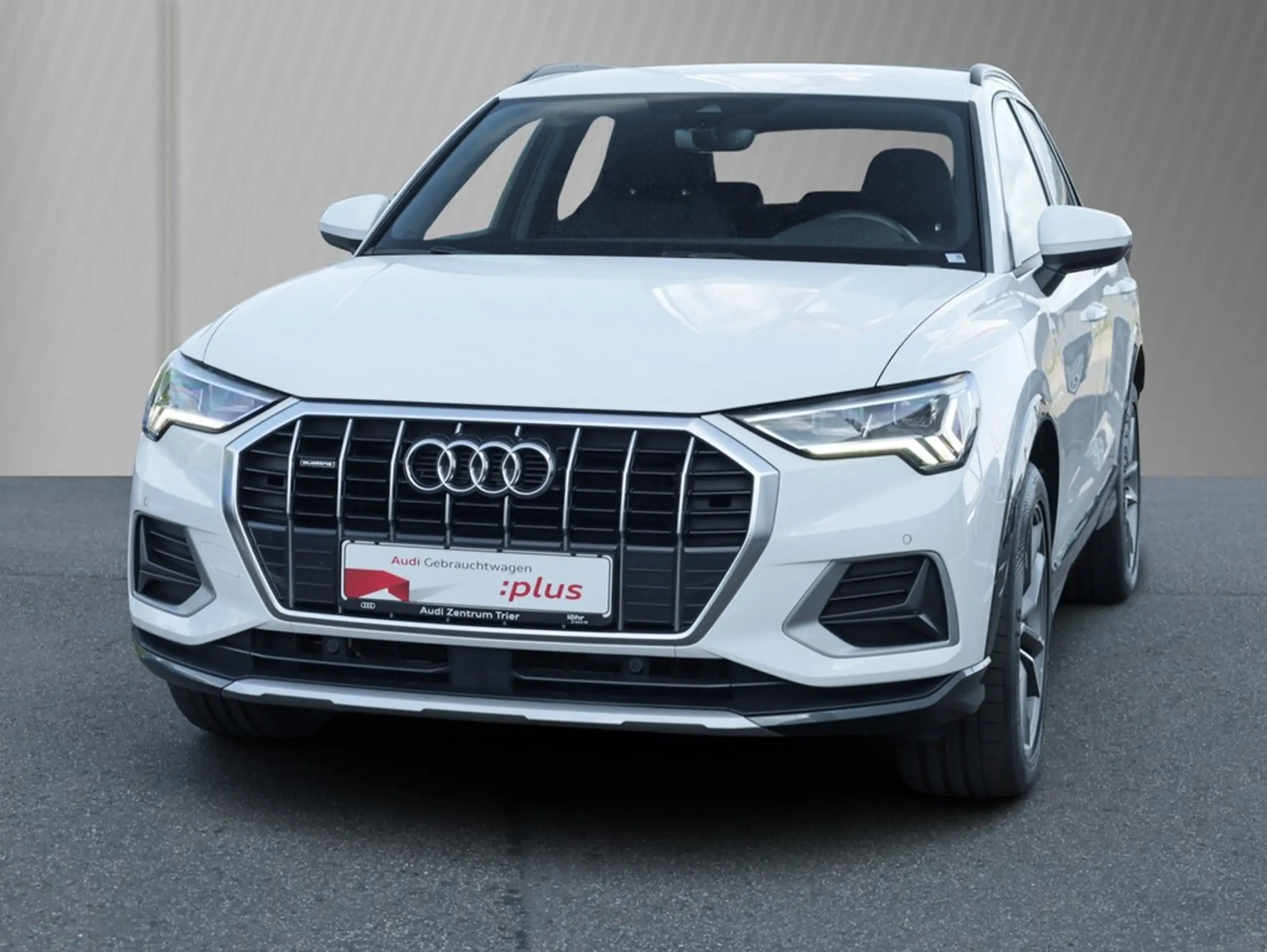 Audi - Q3