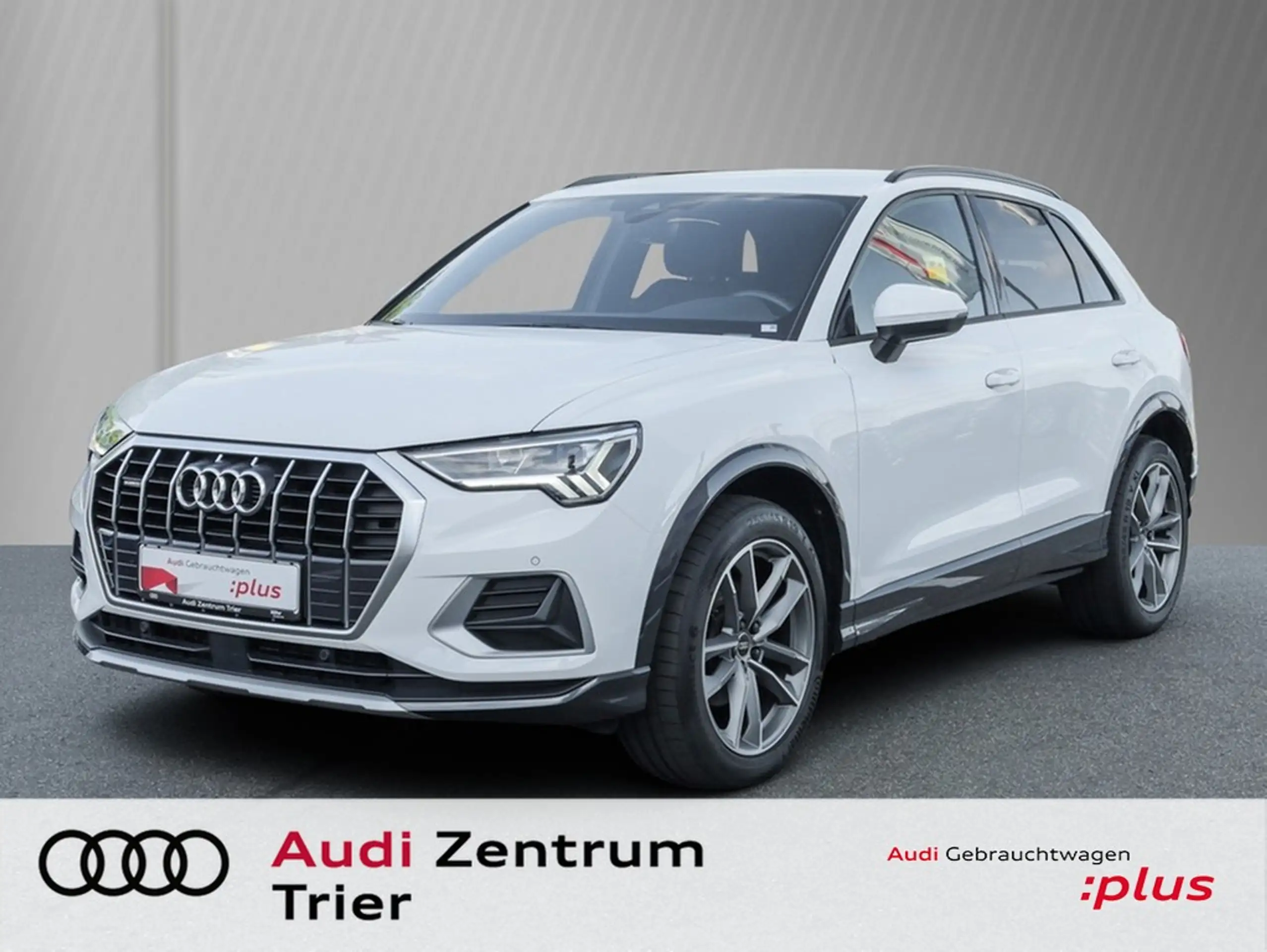 Audi - Q3