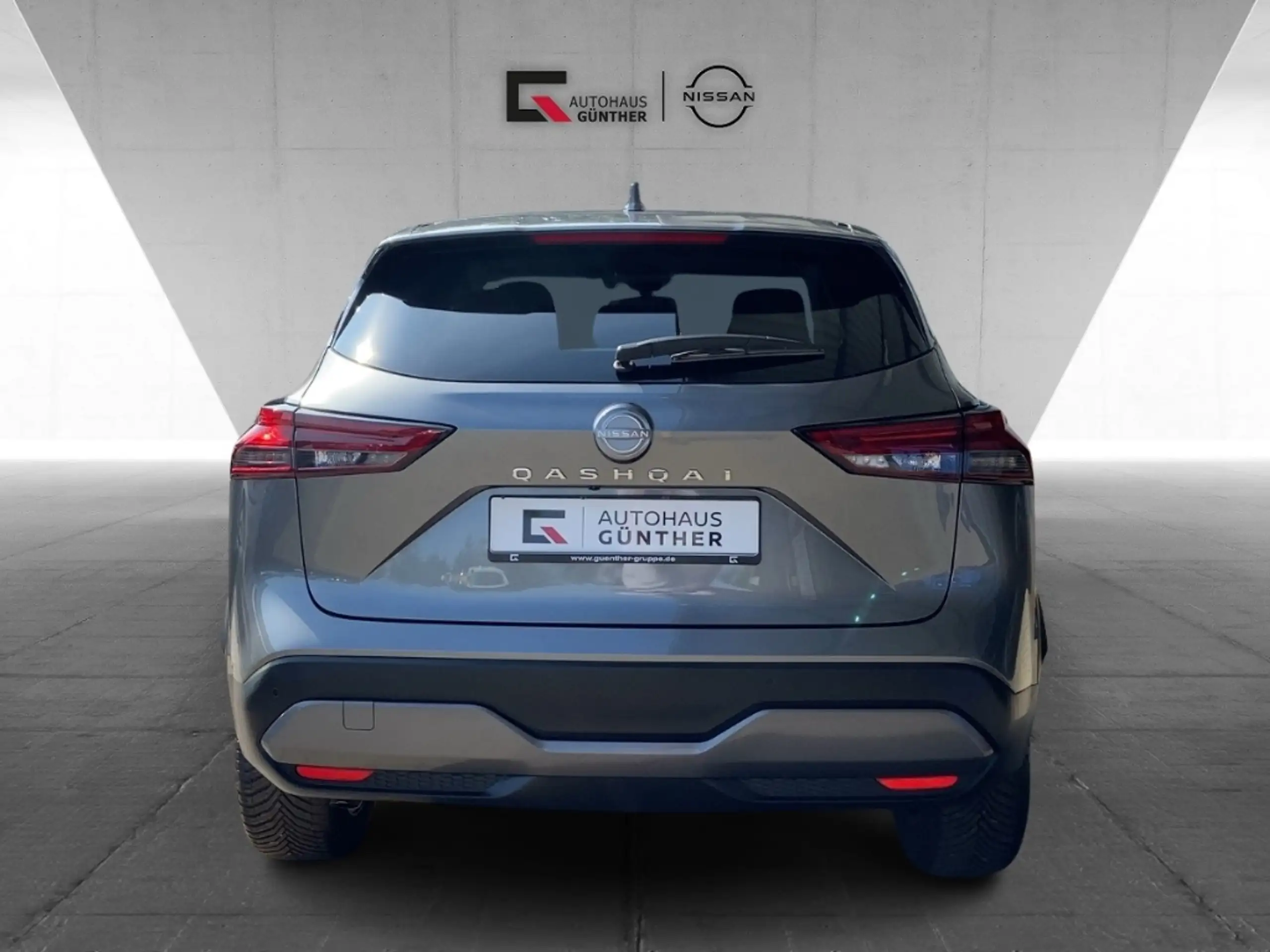 Nissan - Qashqai