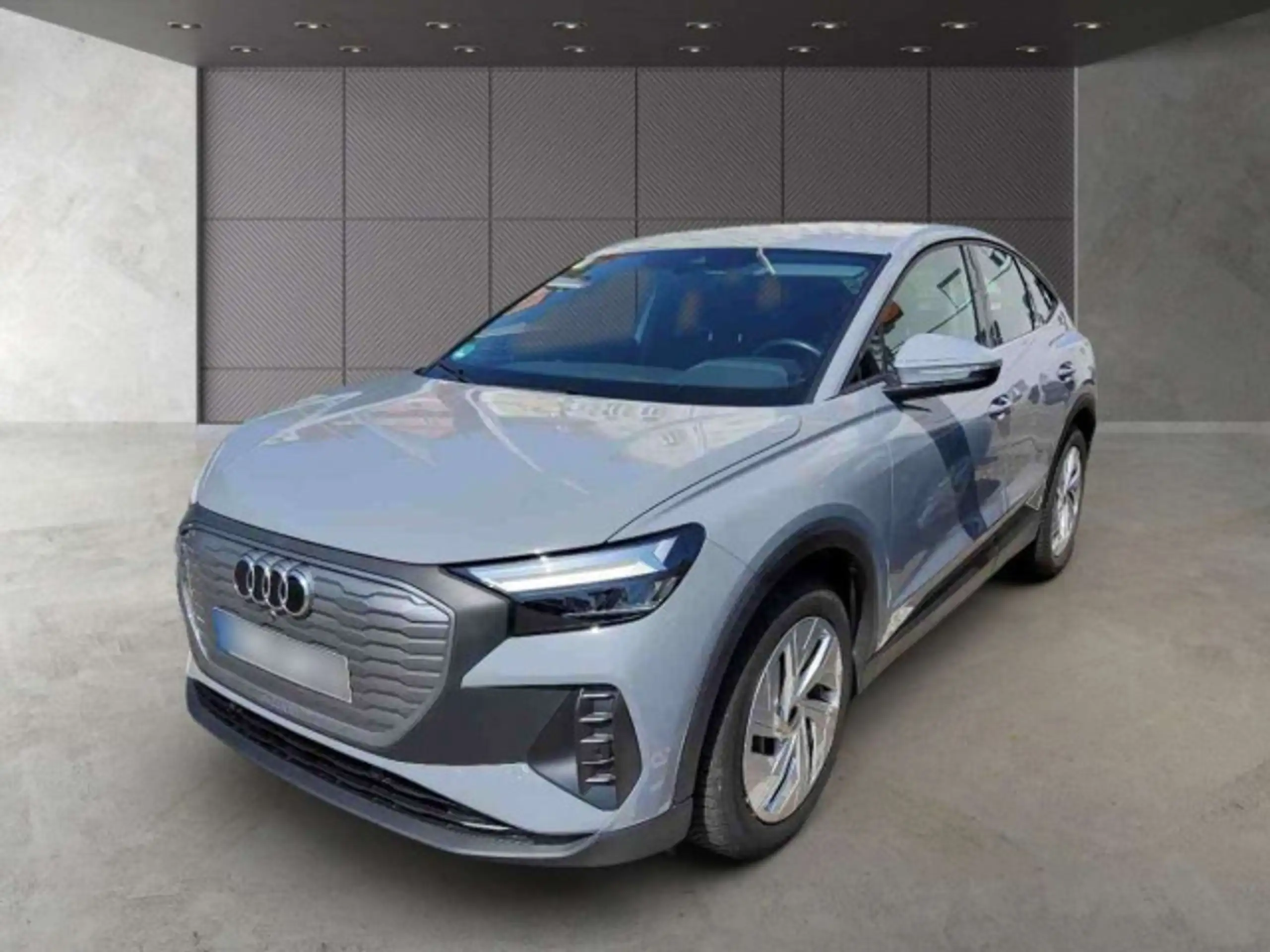 Audi - Q4 e-tron