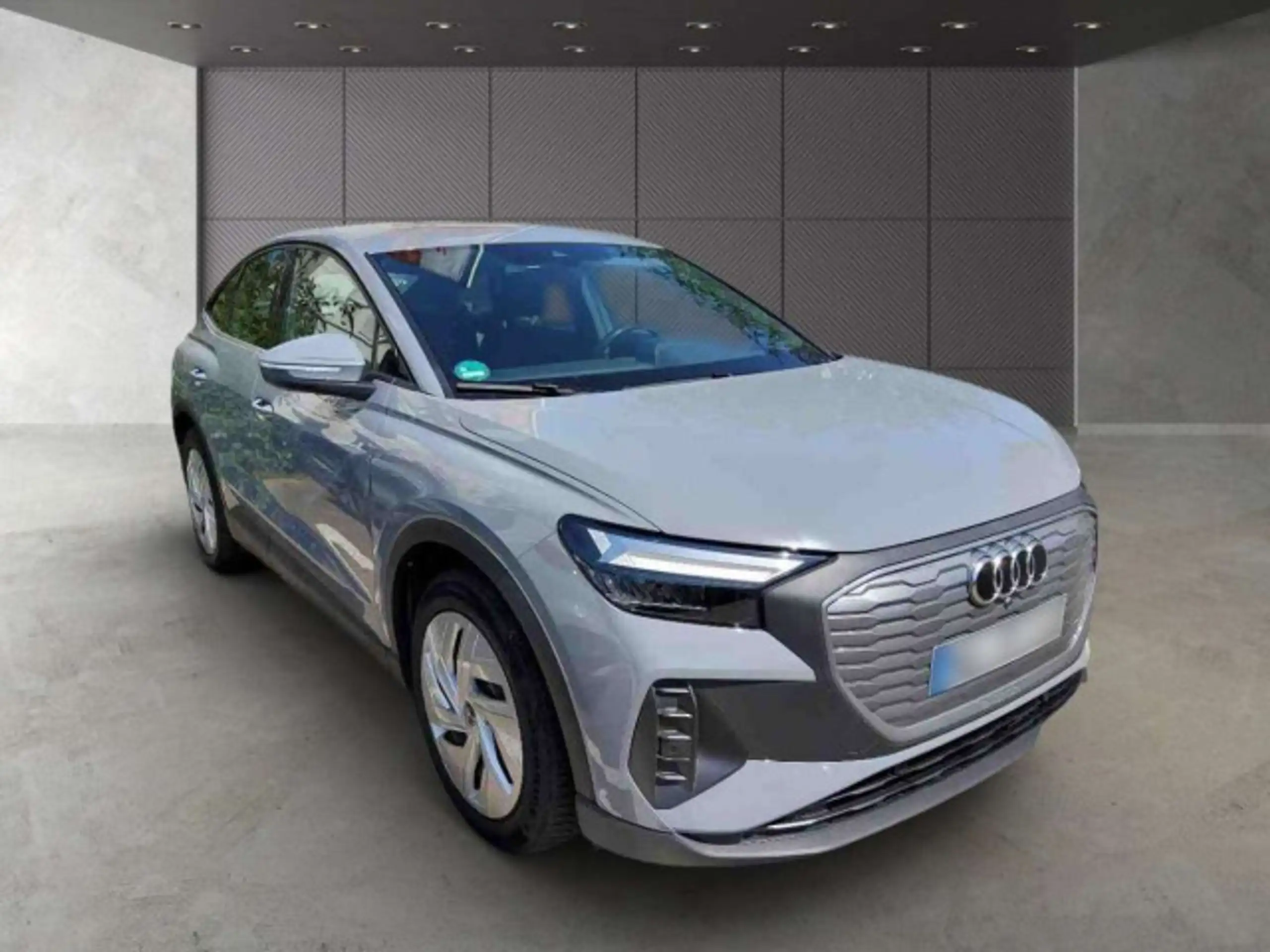 Audi - Q4 e-tron