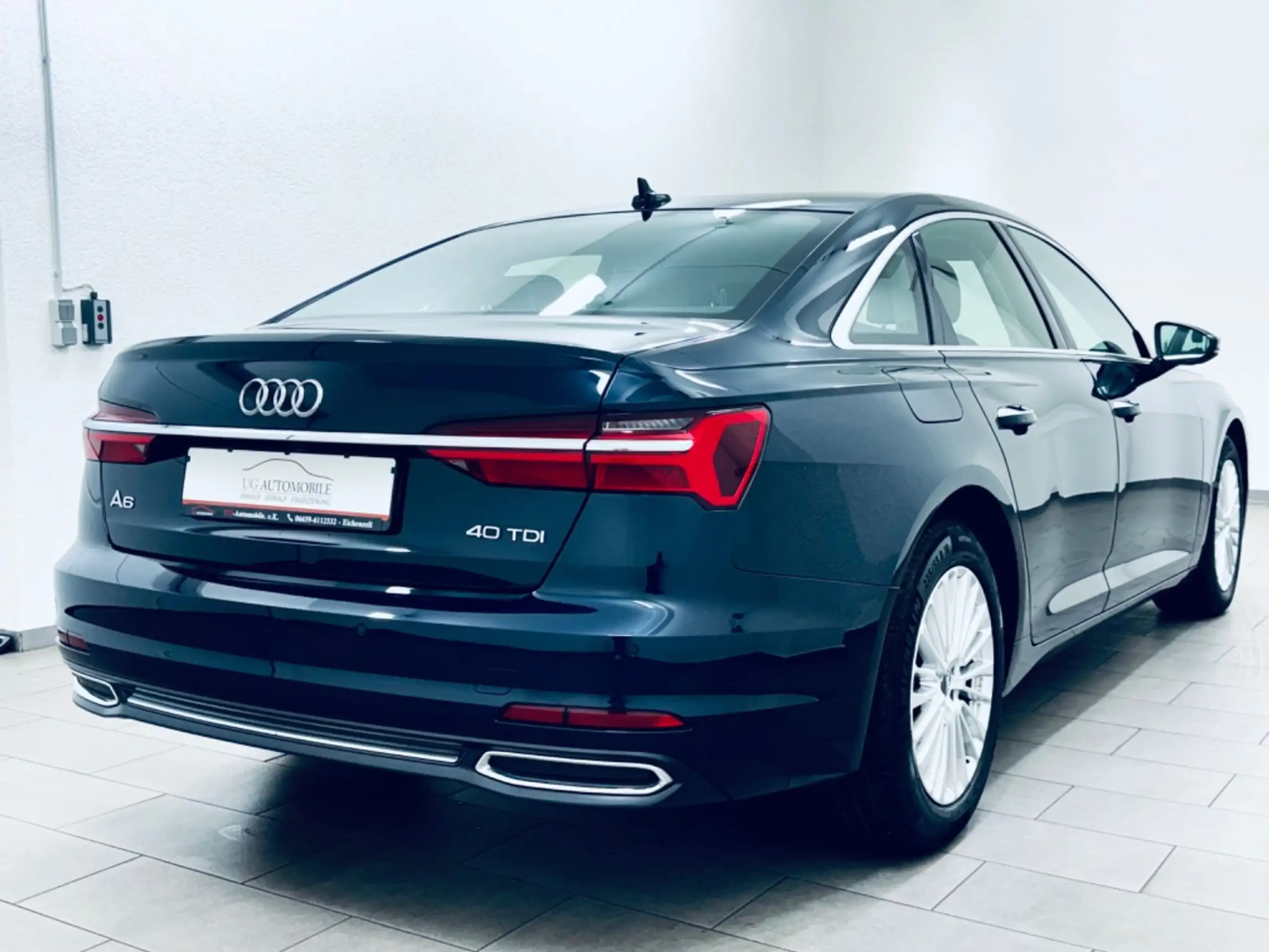 Audi - A6