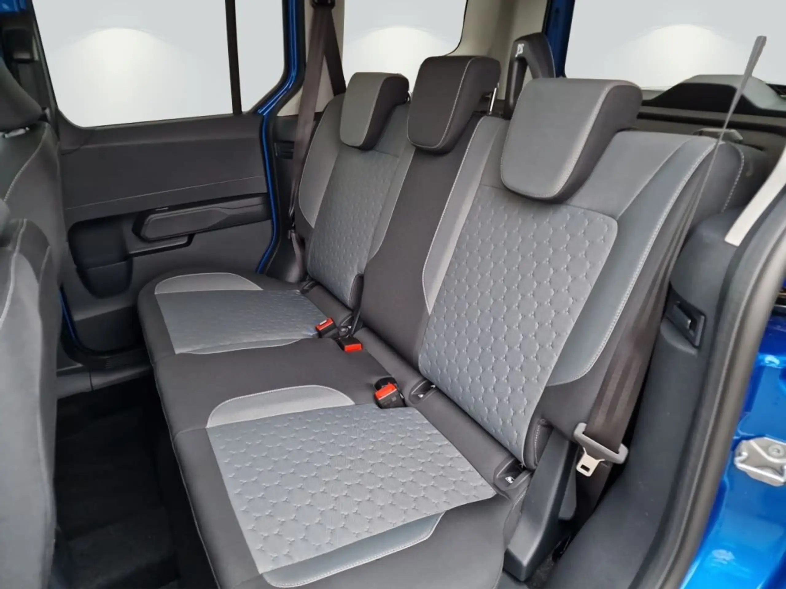 Ford - Tourneo Courier