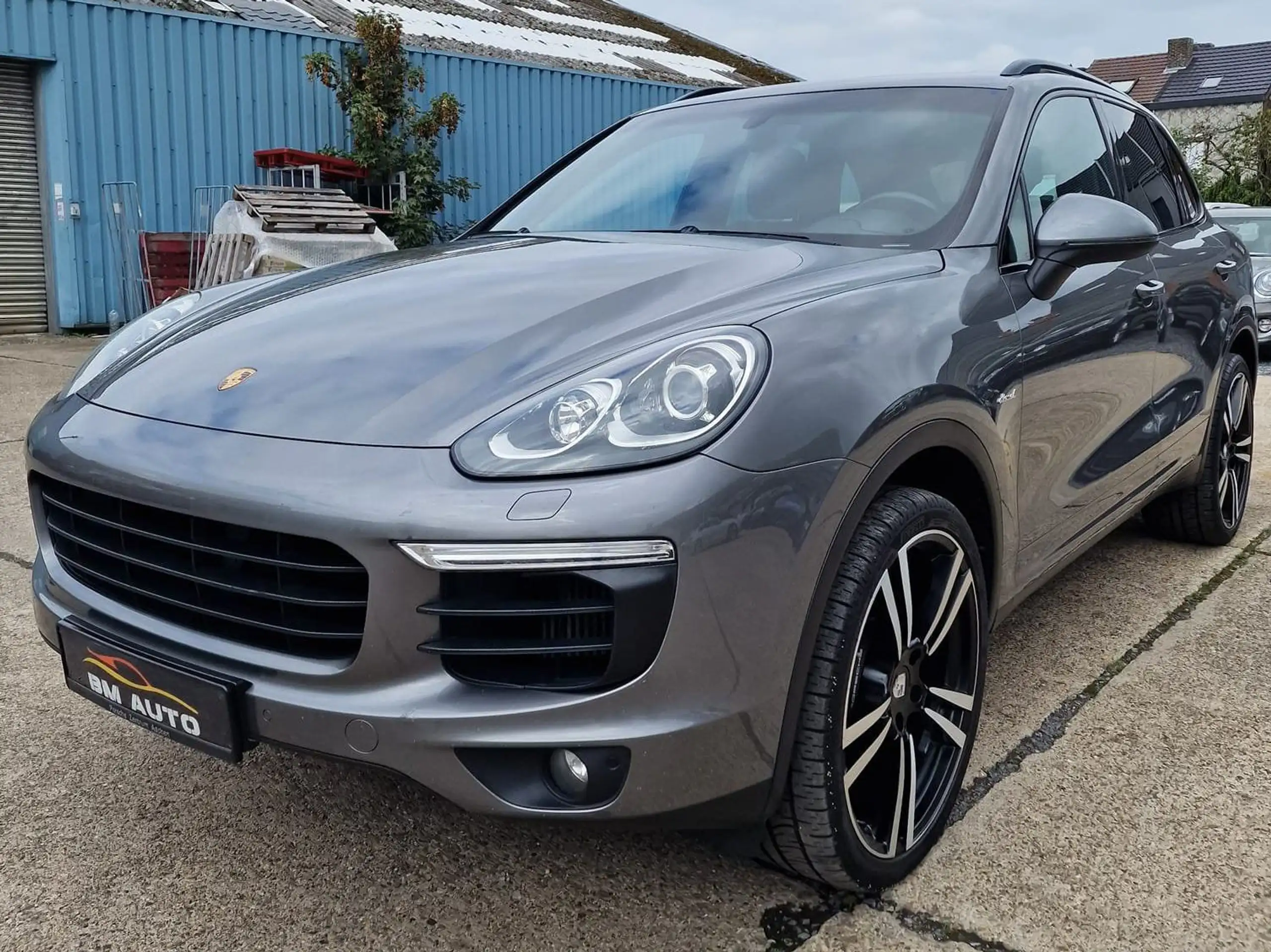 Porsche - Cayenne