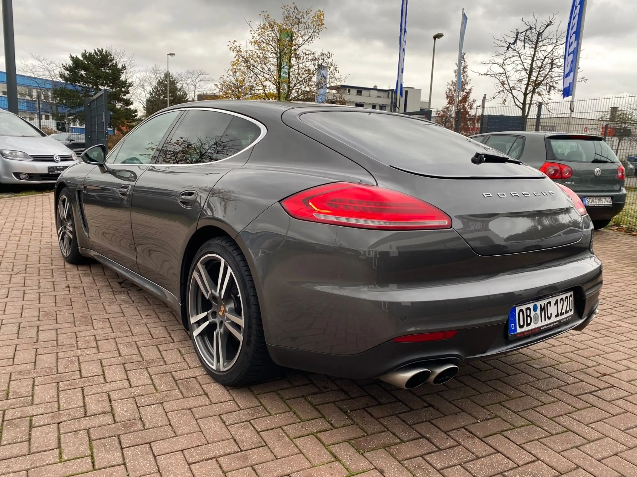 Porsche - Panamera