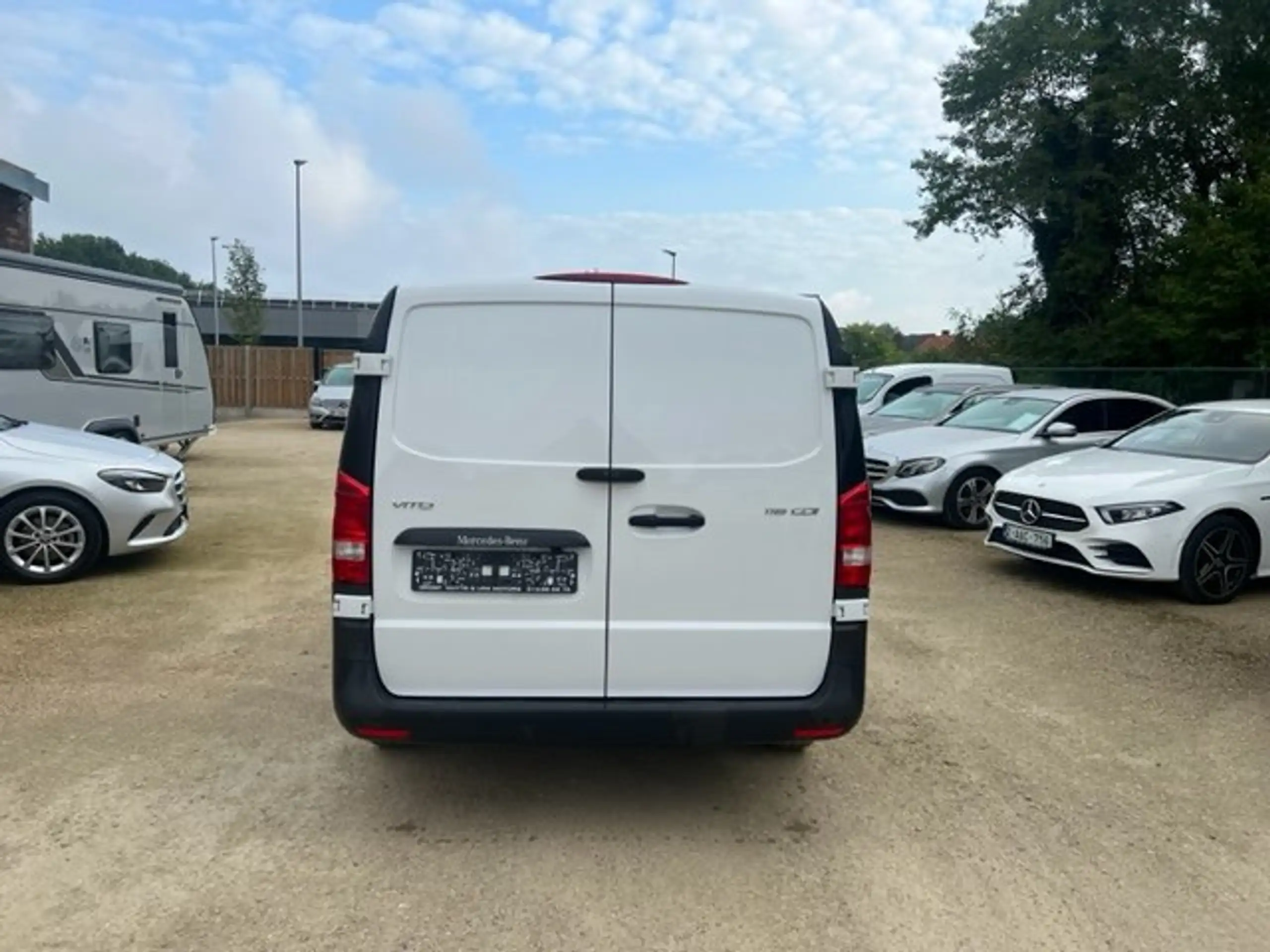 Mercedes-Benz - Vito