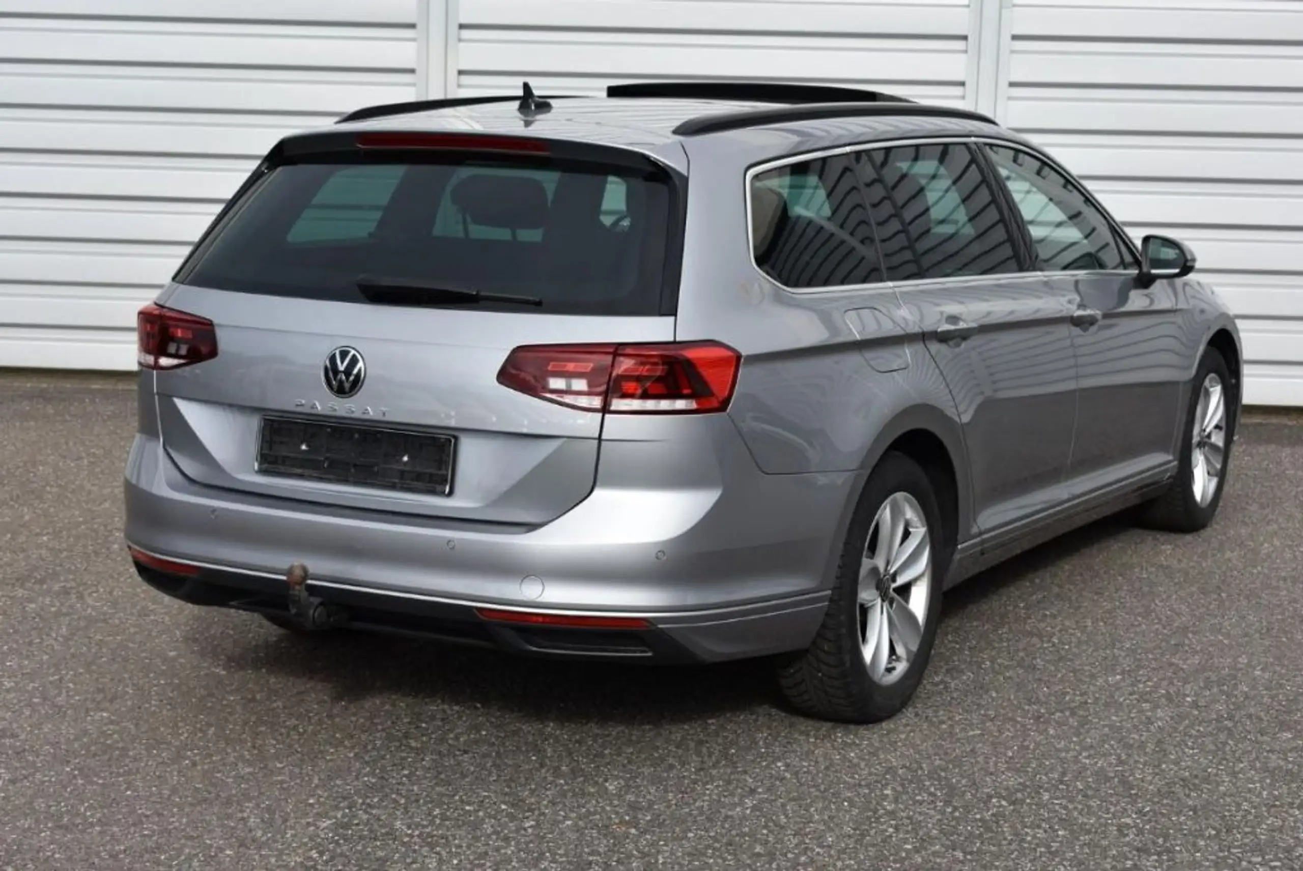 Volkswagen - Passat Variant