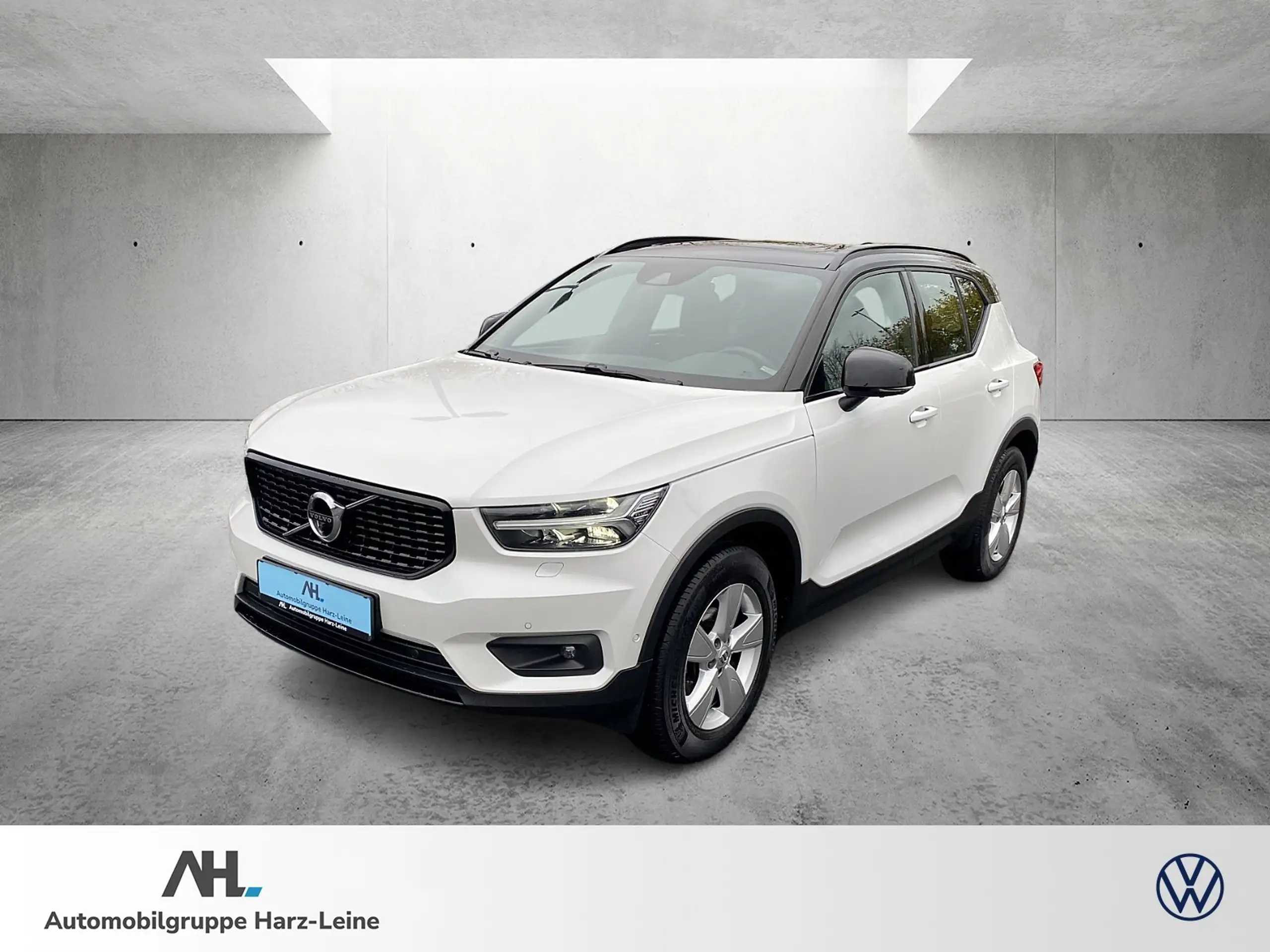 Volvo - XC40