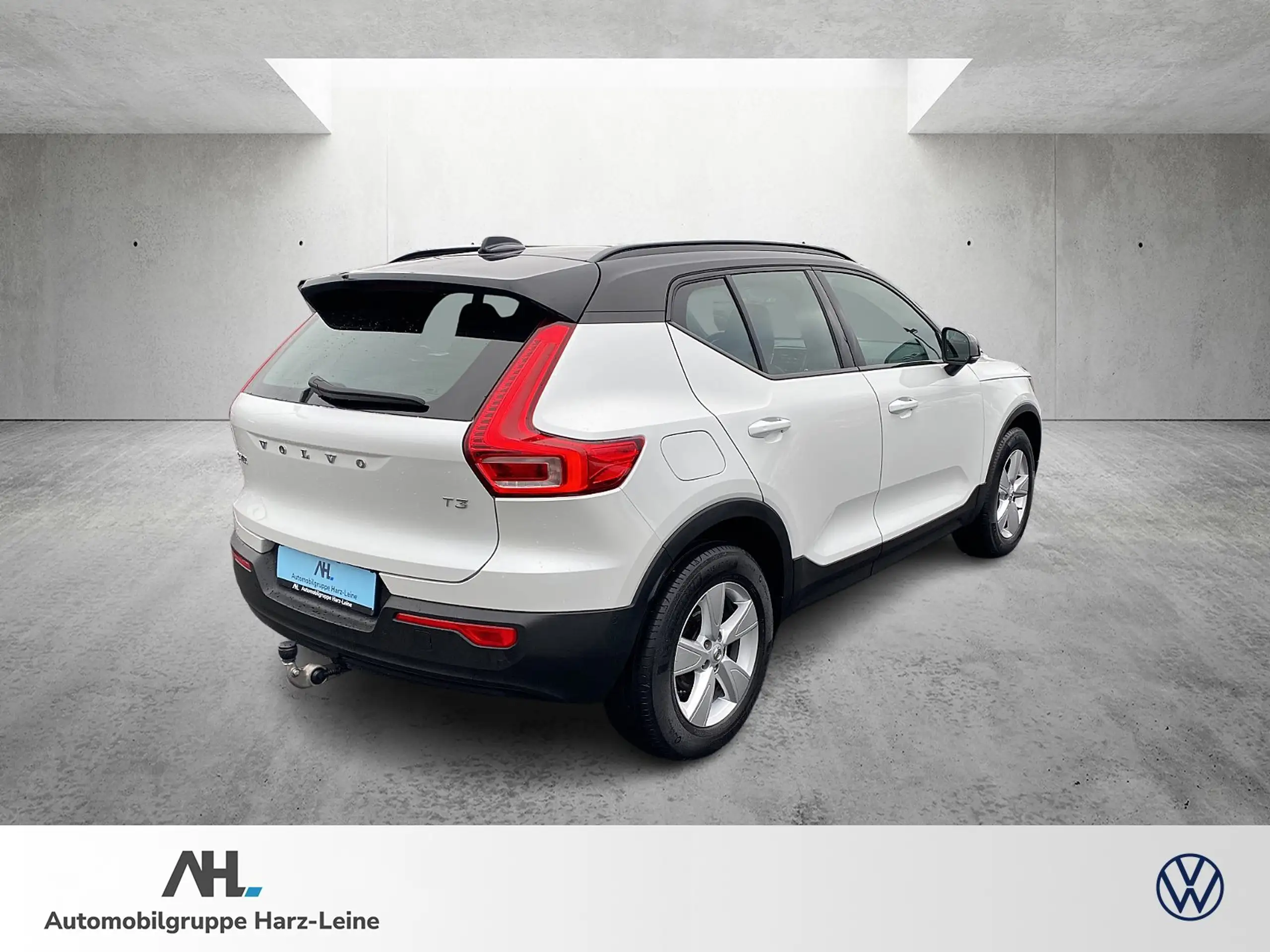 Volvo - XC40