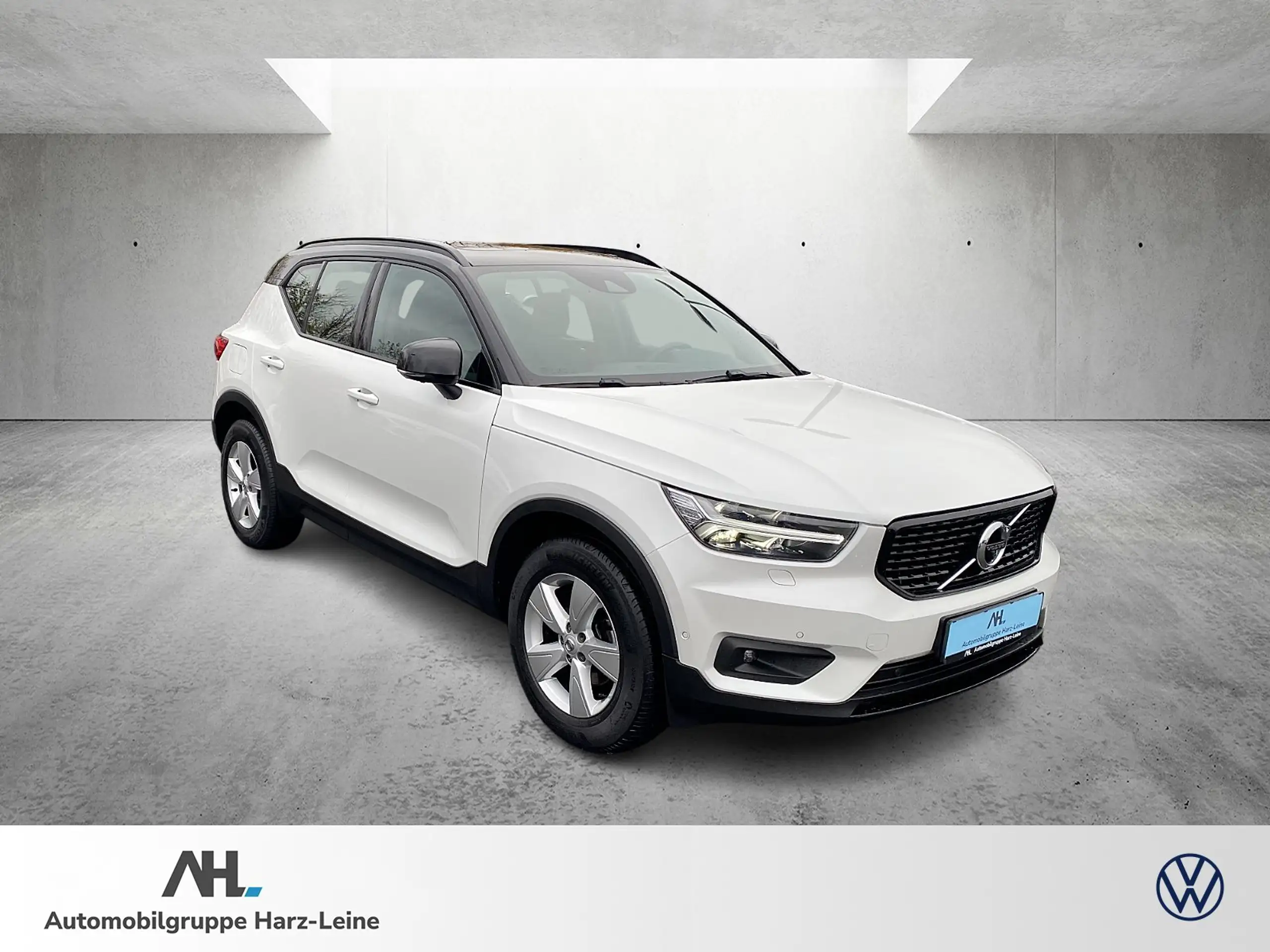 Volvo - XC40