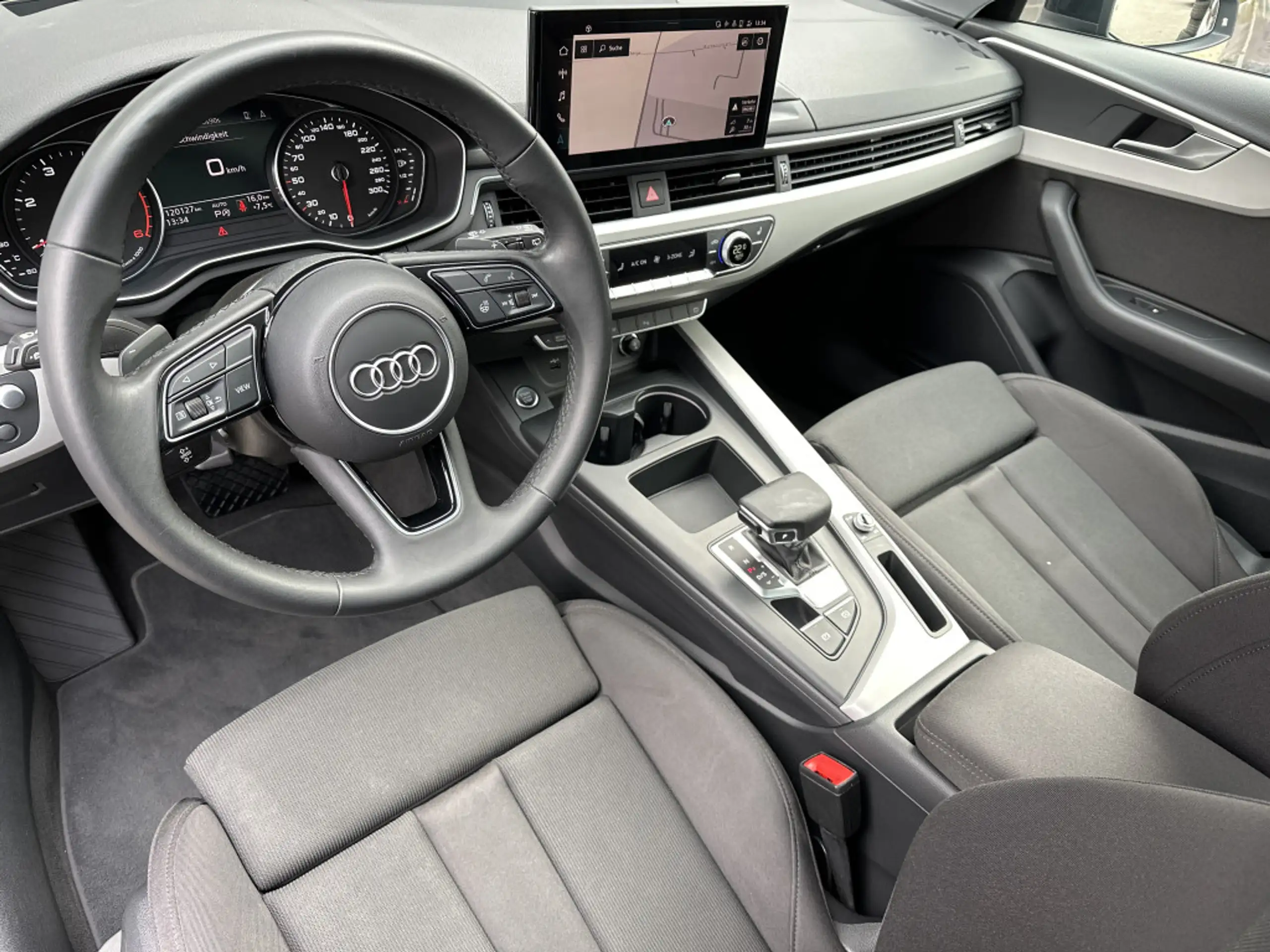 Audi - A4