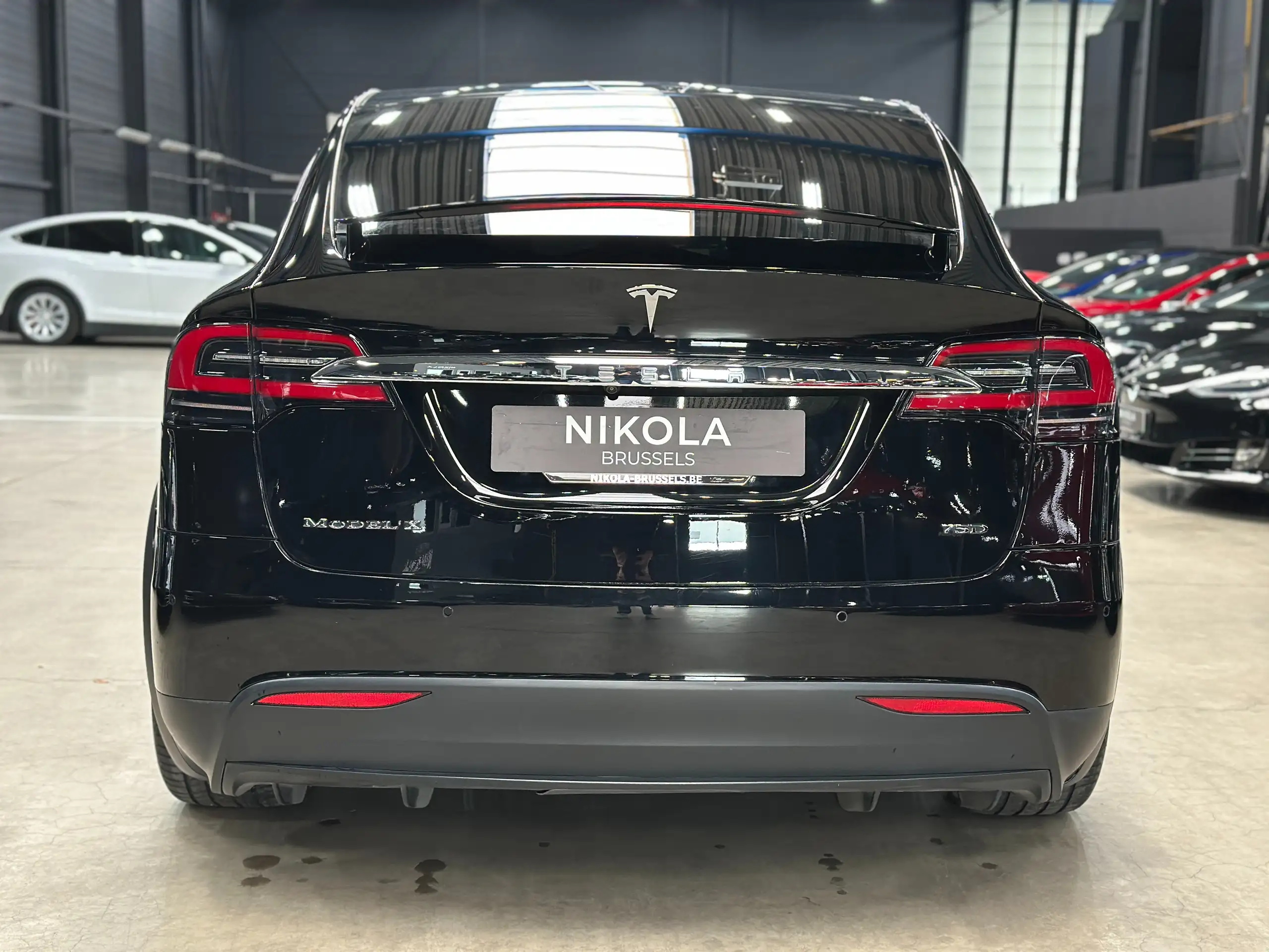 Tesla - Model X