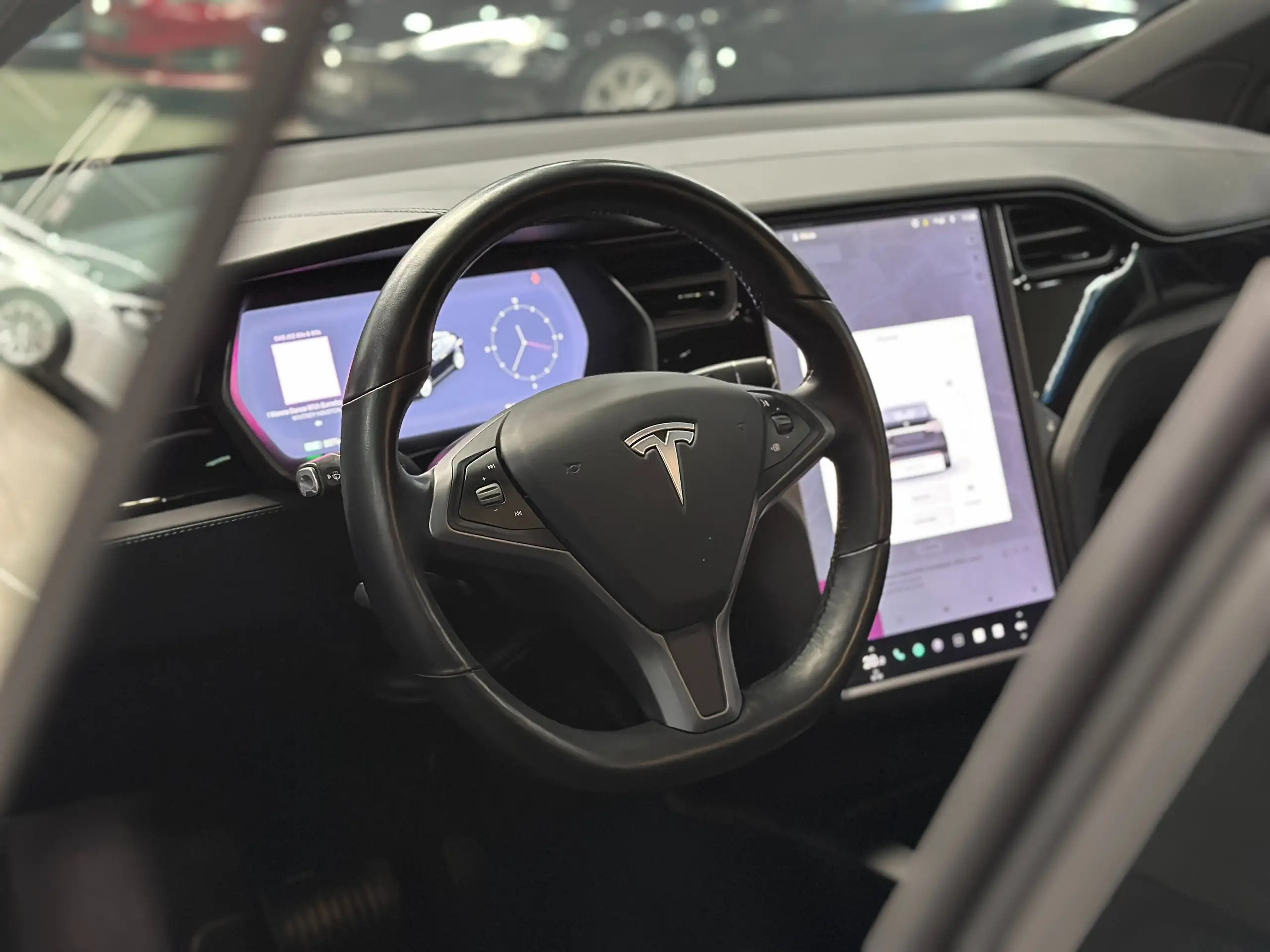 Tesla - Model X