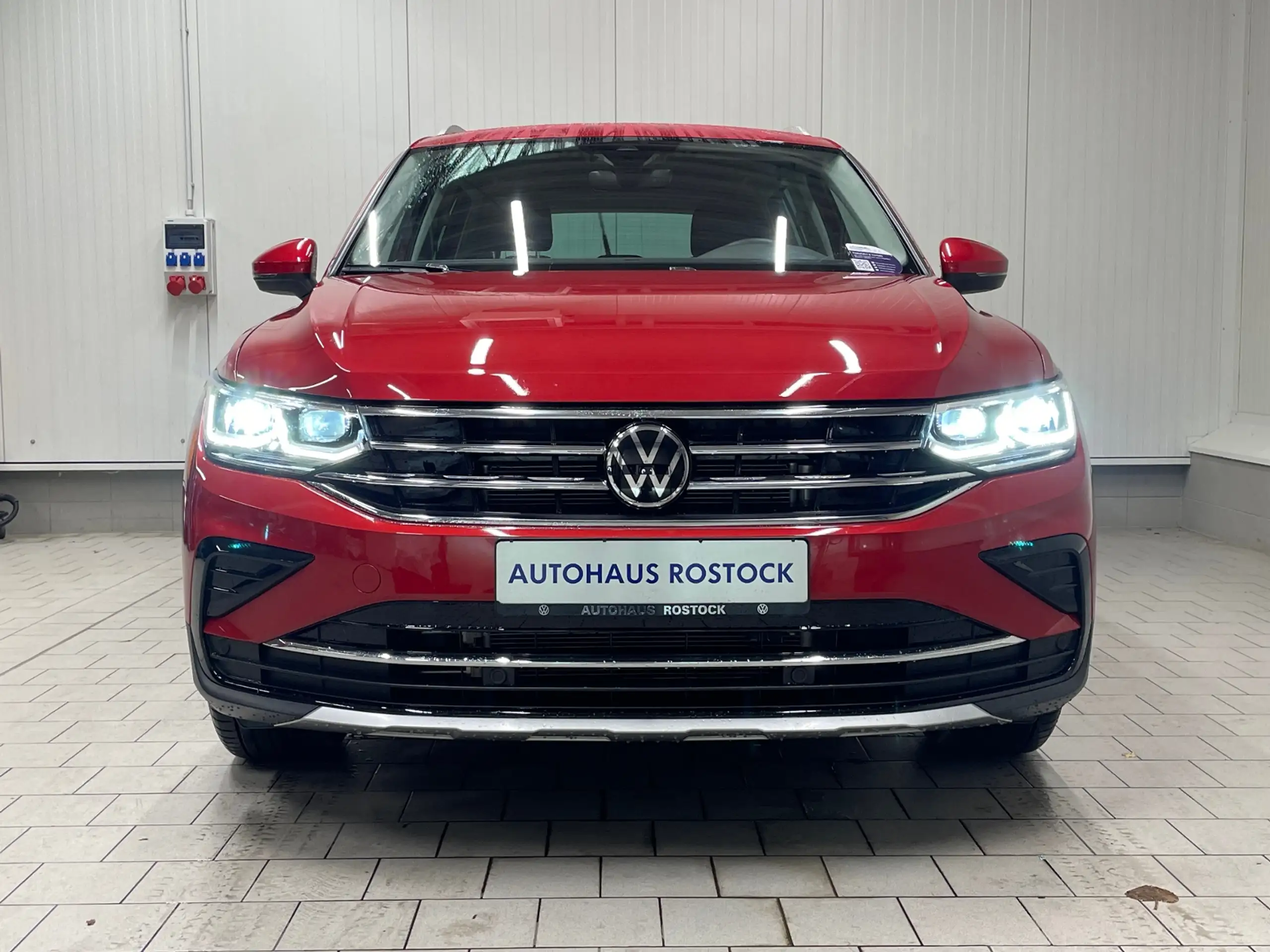 Volkswagen - Tiguan