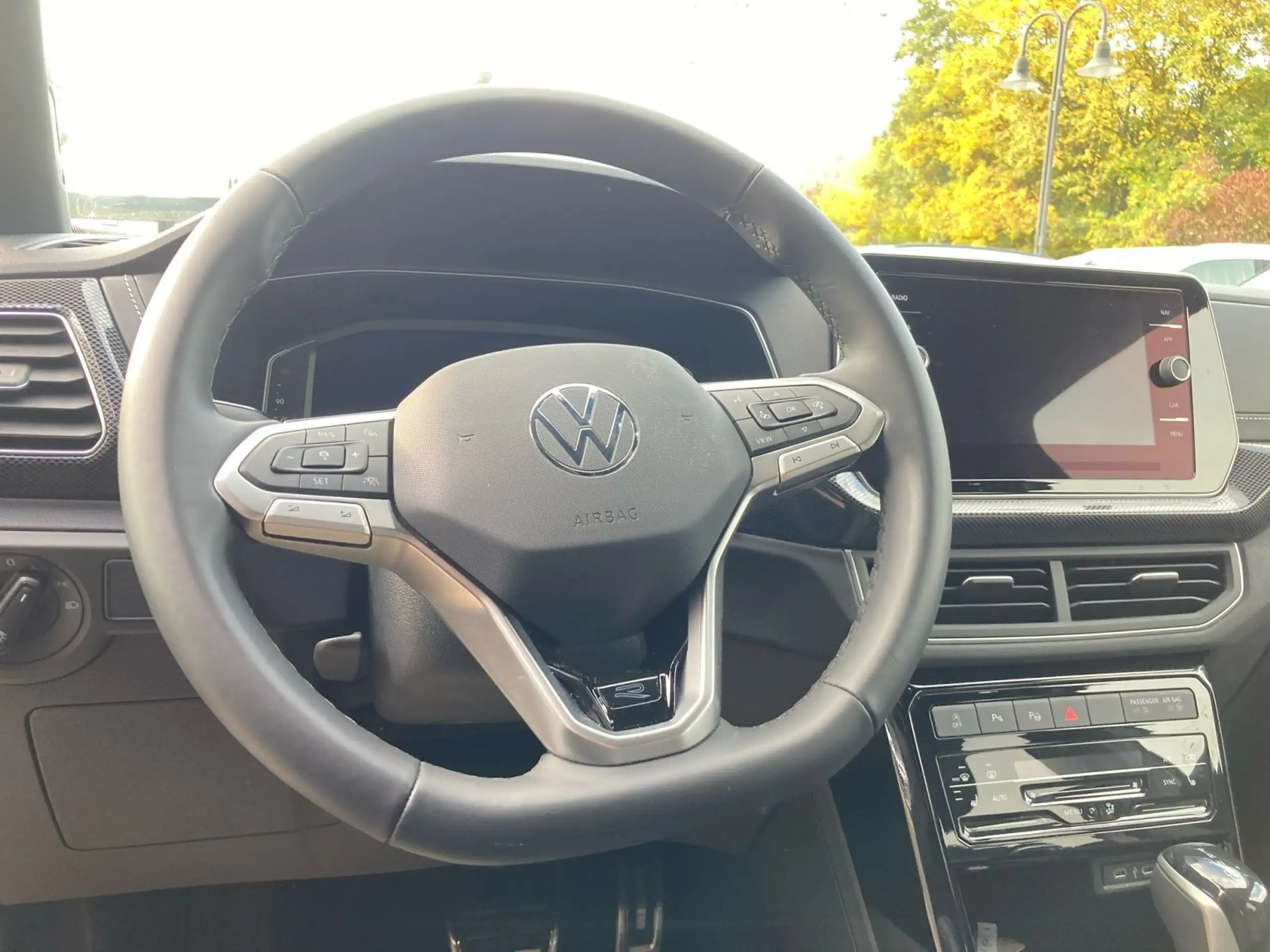 Volkswagen - T-Cross