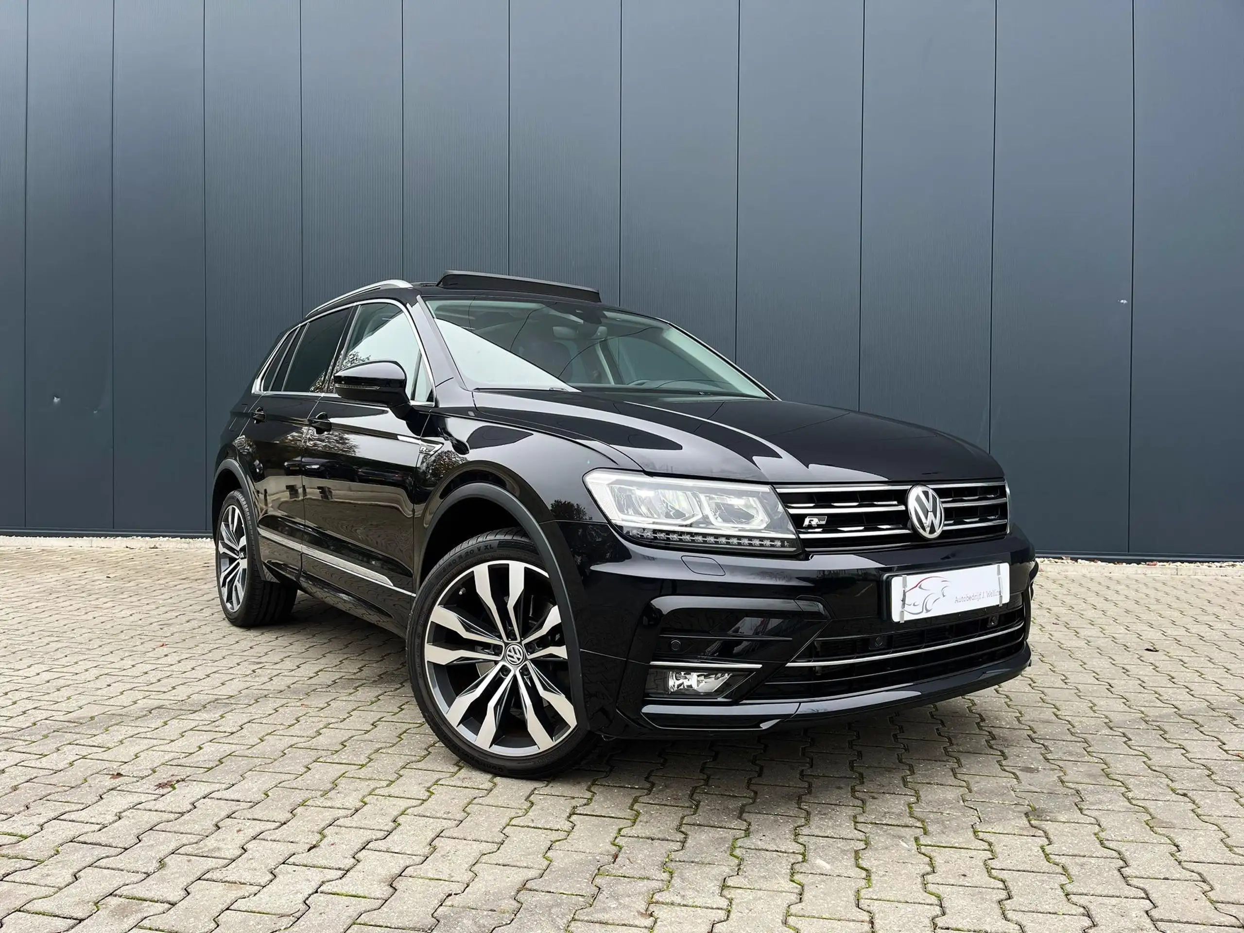 Volkswagen - Tiguan